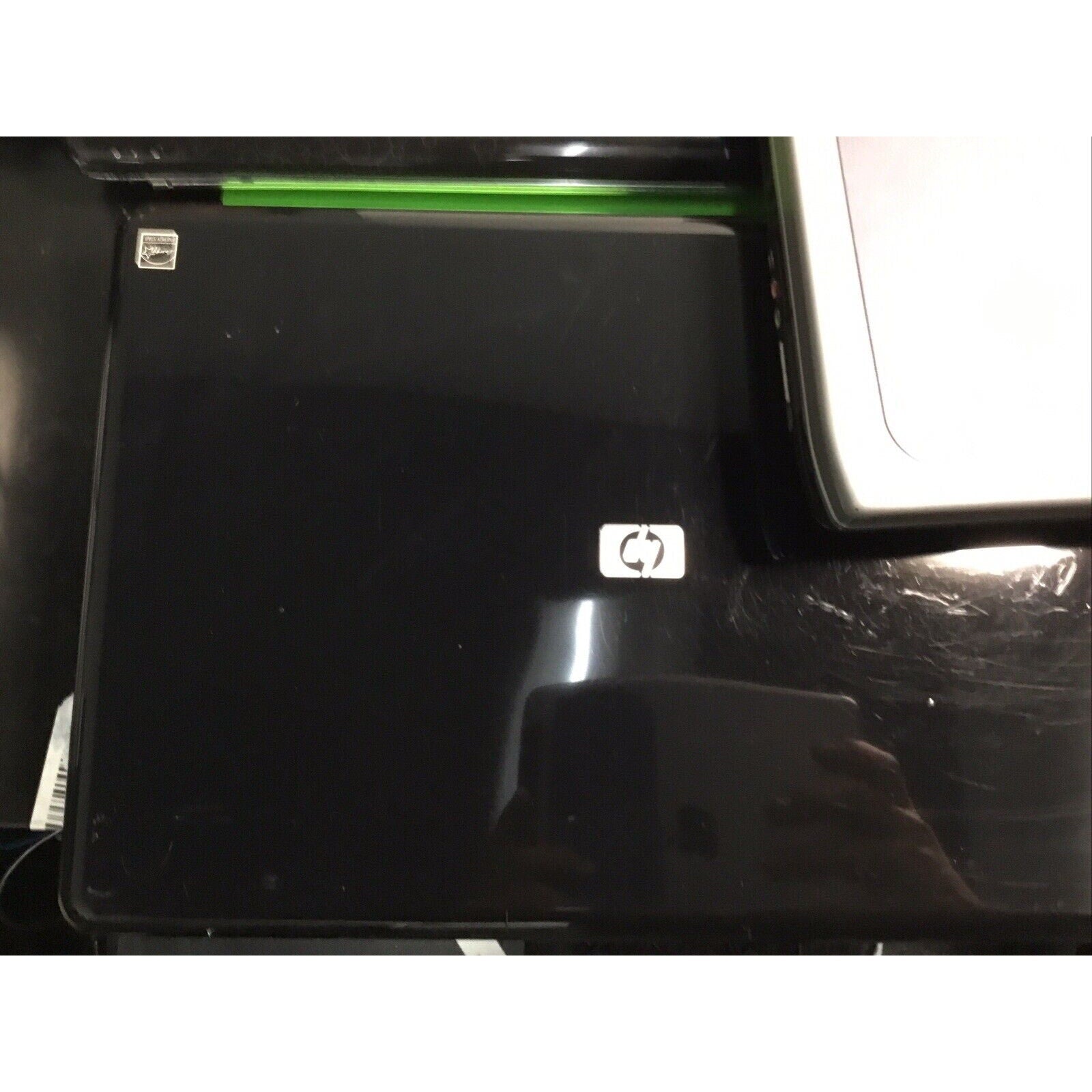 Lot of 5 HP Laptops FOR PARTS or NOT WORKING