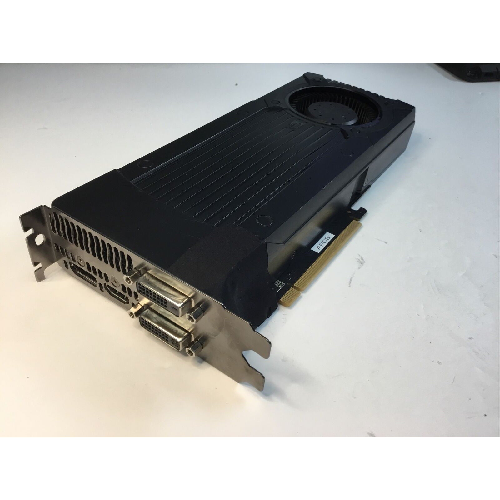 Asus NVIDIA GeForce GTX 760 2 GB GDDR5 PCI Express 3.0 x16 Video Card