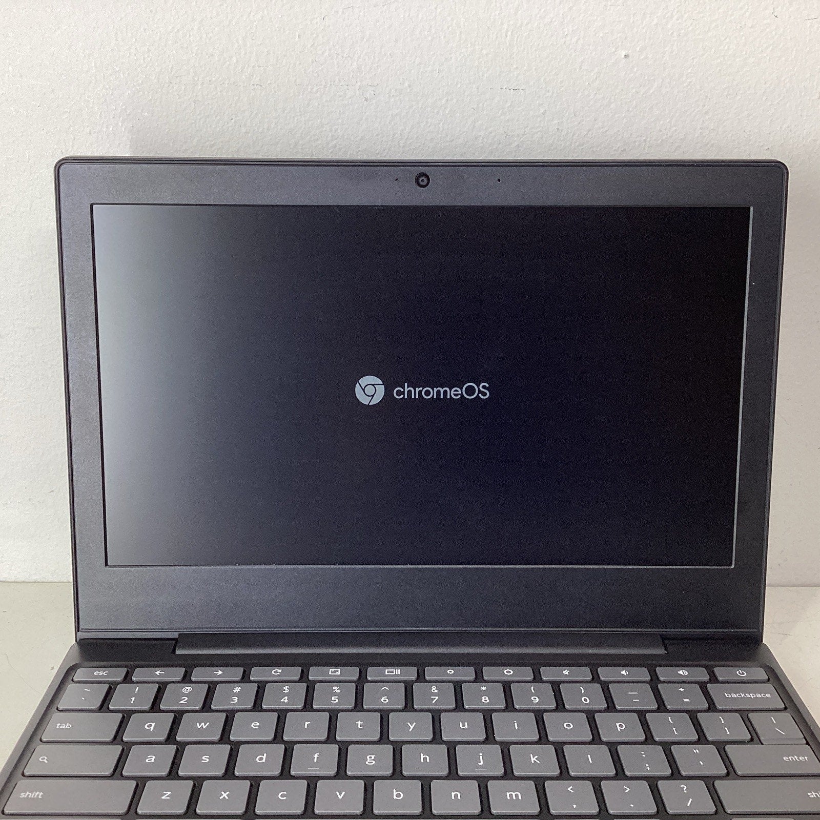 Lenovo IdeaPad 3 CB 11IGL05 11.6" HD Celeron N4020 1.1GHz Intel UHD Chromebook