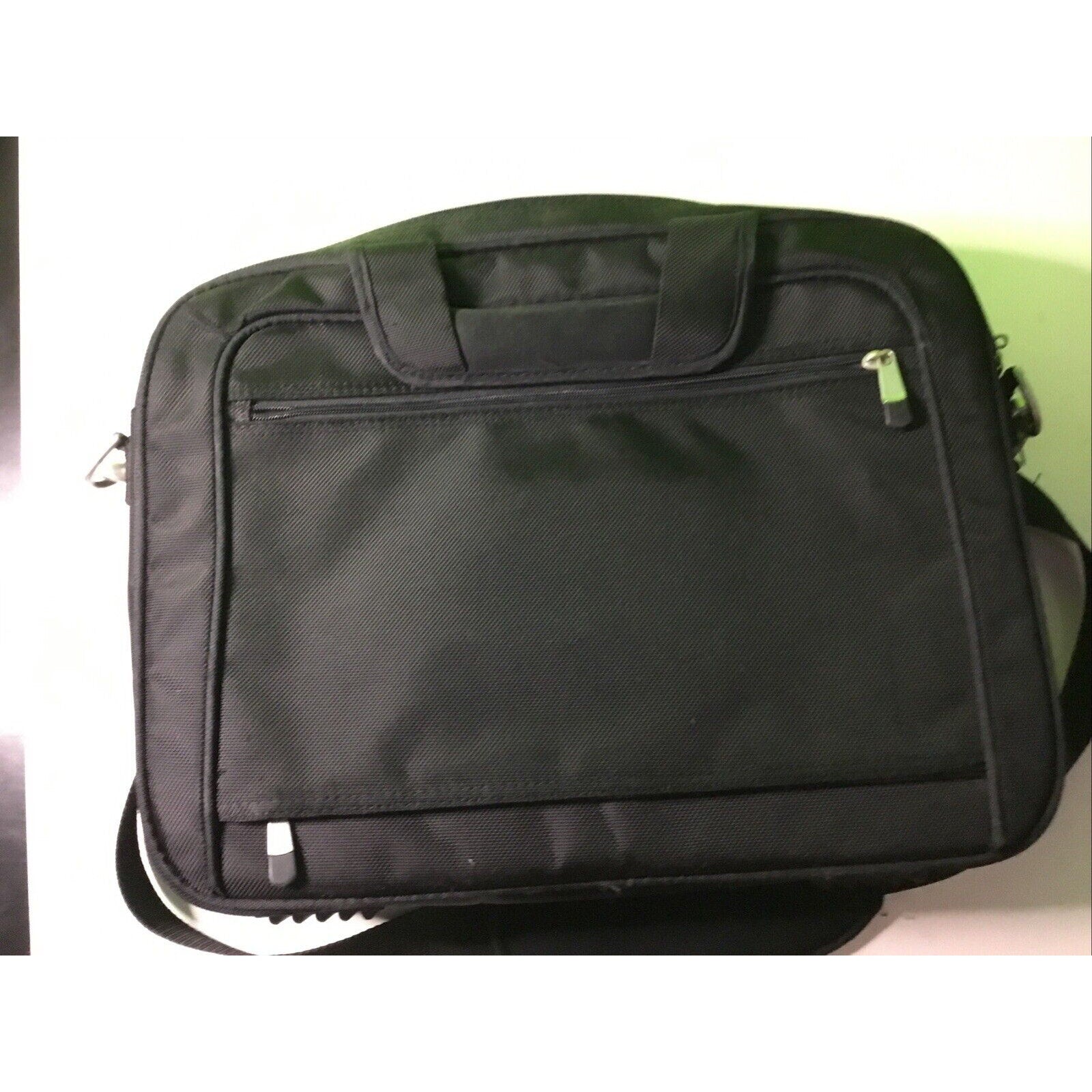 Dell Black Nylon Computer Laptop Carrying Messenger Bag Briefcase