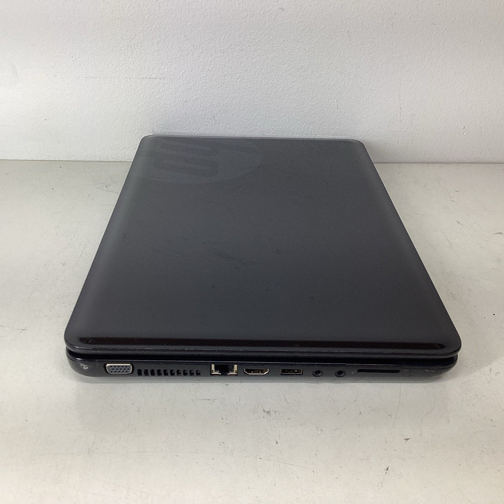 HP 2000-2c29NR 15" Notebook PC 4GB RAM Missing Parts Read Description-For Parts