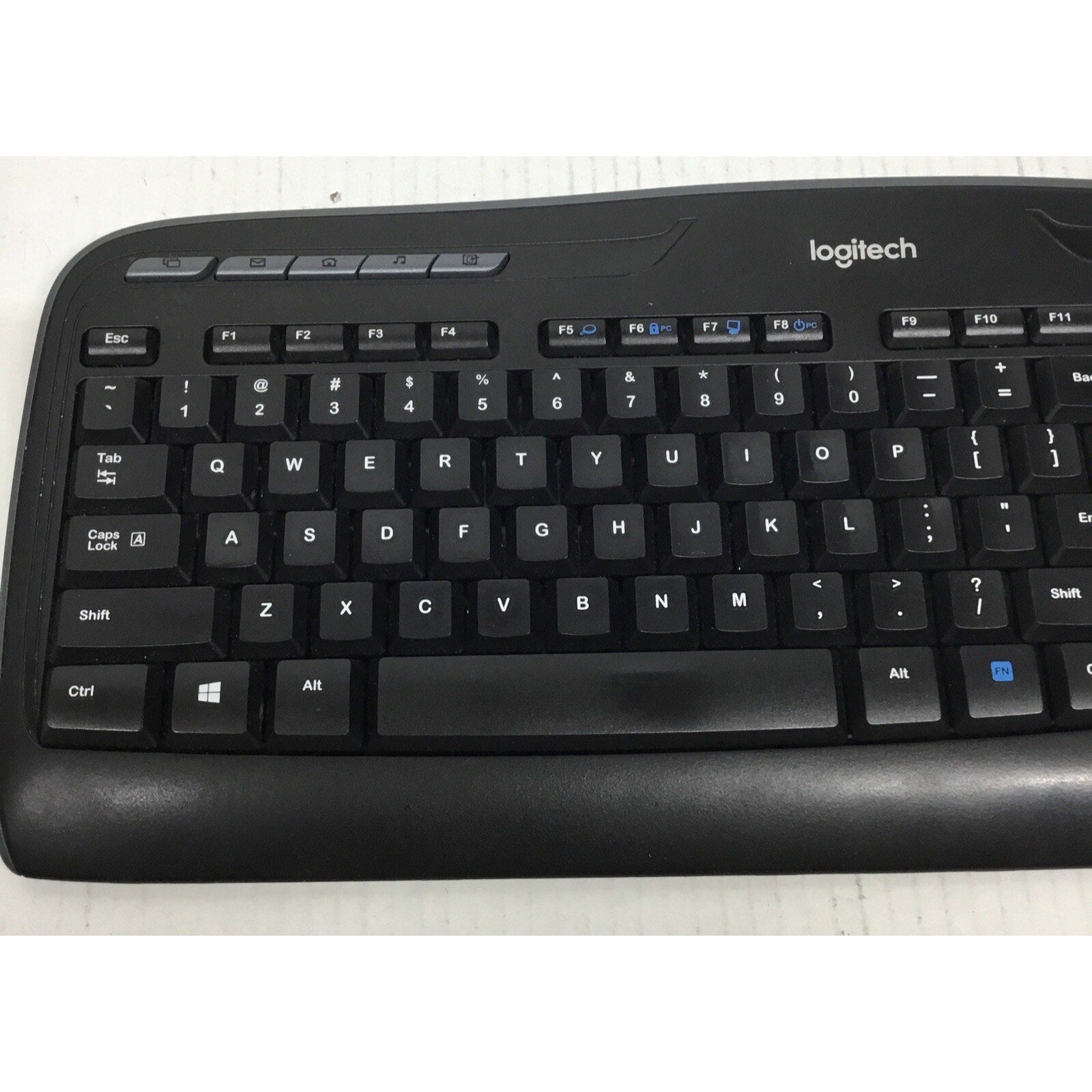 Logitech K330 Wireless Keyboard No USB Reliever