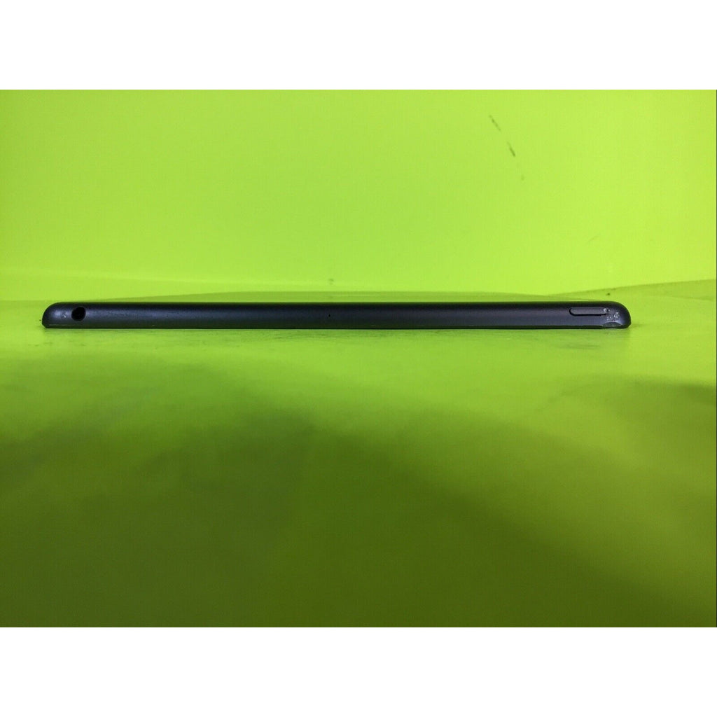 Apple iPad 7th Gen A2197 Gray FOR PARTS REPAIR or RECYCLE