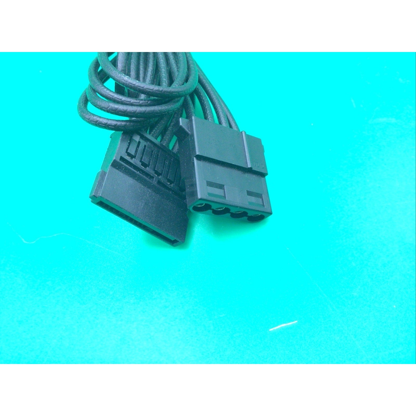 34-0 01201 Corsair 6 Pin to 2x SATA and 2x Molex Modular Power Suppler Cable