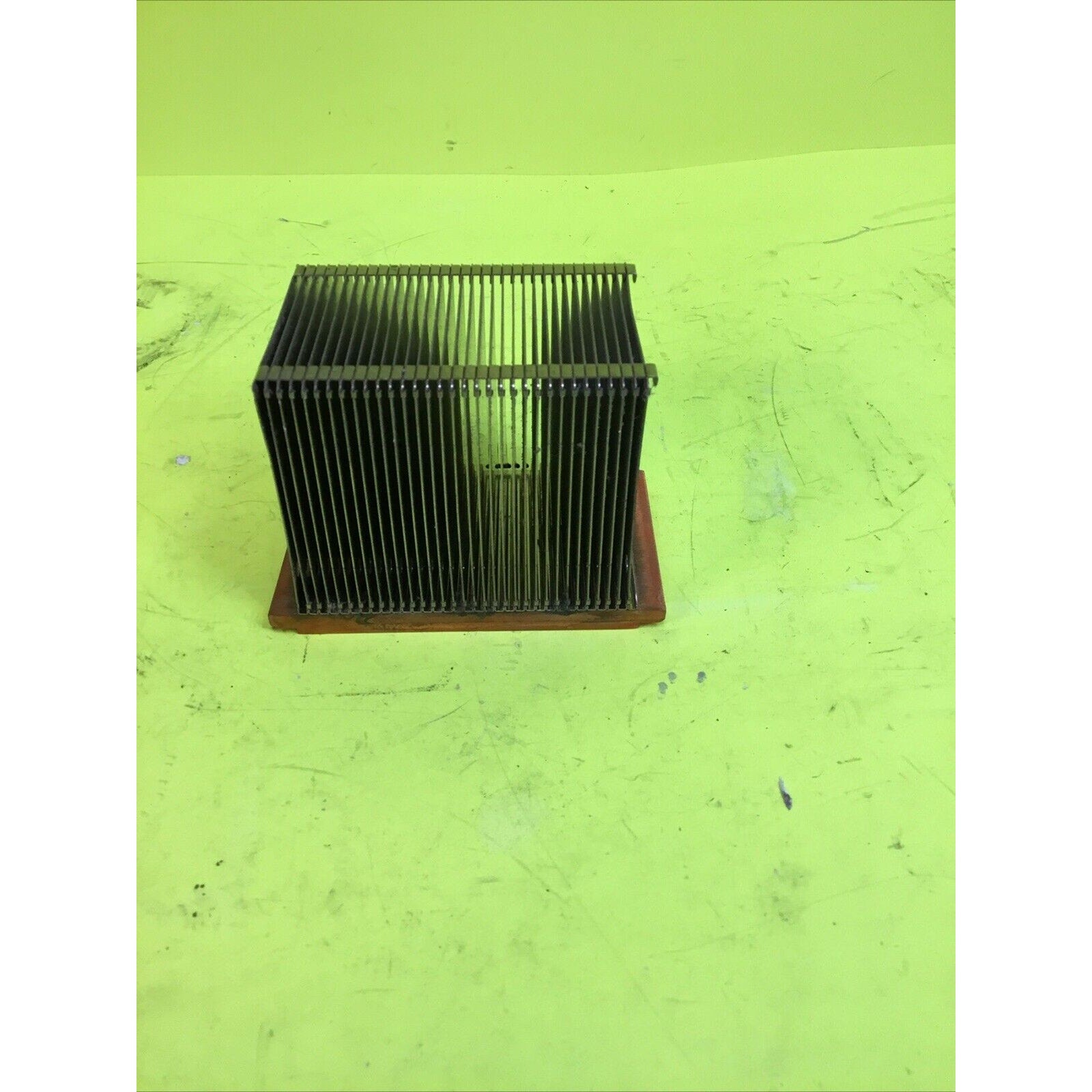 CN-0M5050-68282-4CN1598 M5051 CPU Heat Sink