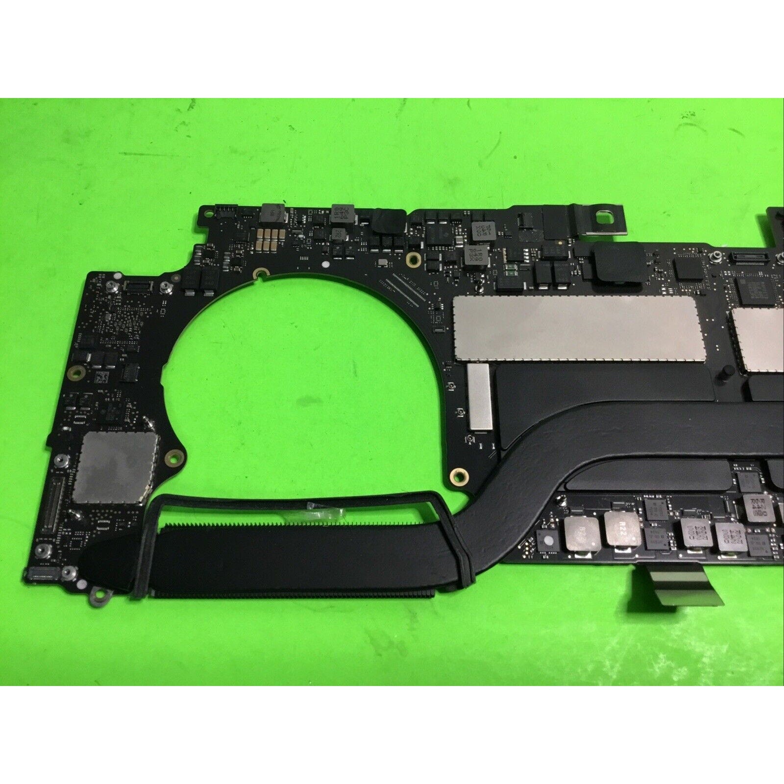Logic Board 820-00281 15" MacBook Pro A1707 2016 FOR PARTS or REPAIR