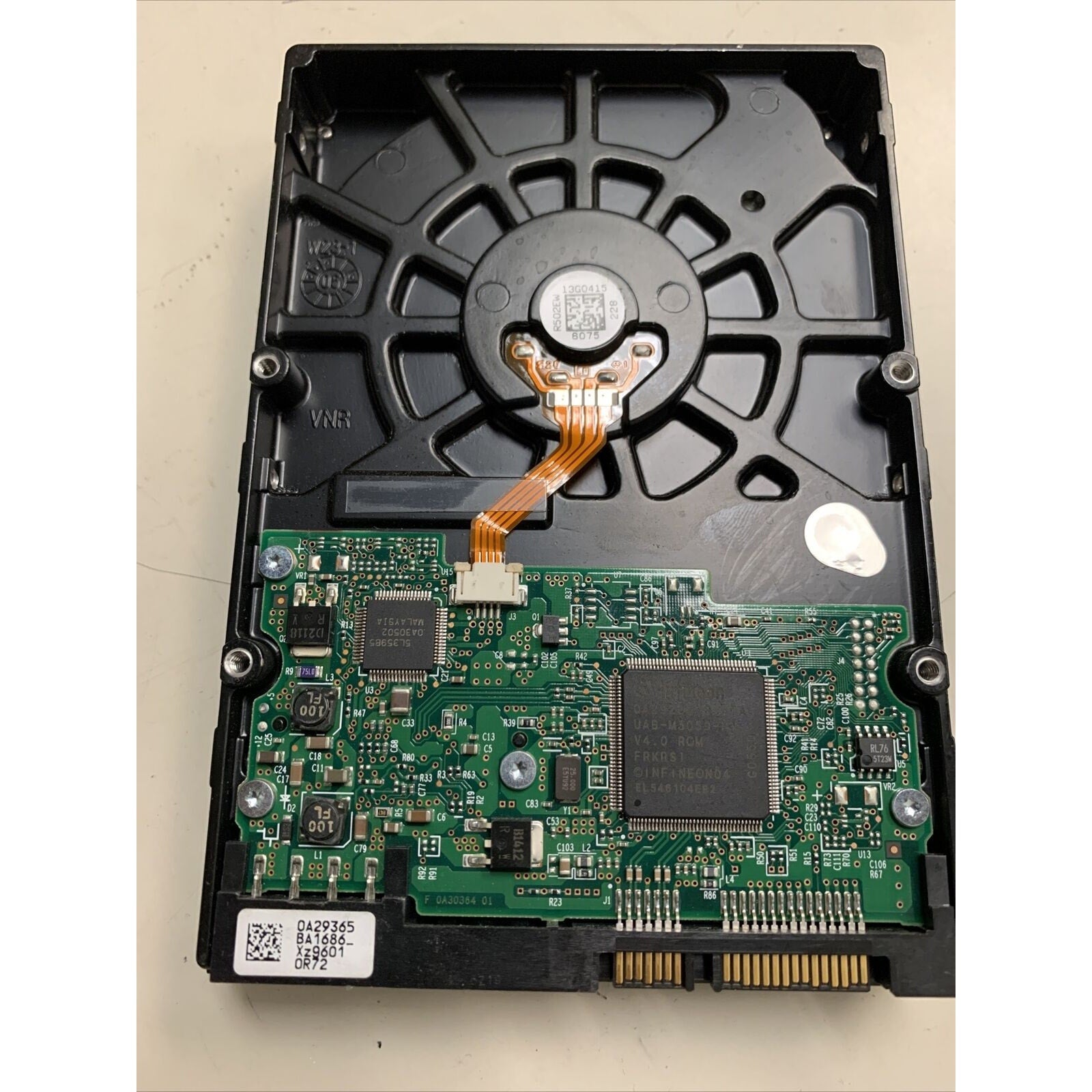 Hitachi HDS728040PLA320 40GB 3.5” SATA Desktop Hard Drive P/N: 0A31047