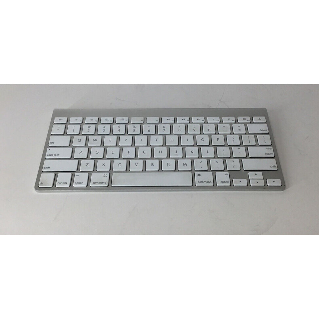 Apple 2009 Magic Keyboard Wireless Bluetooth Model A1314 - For Parts
