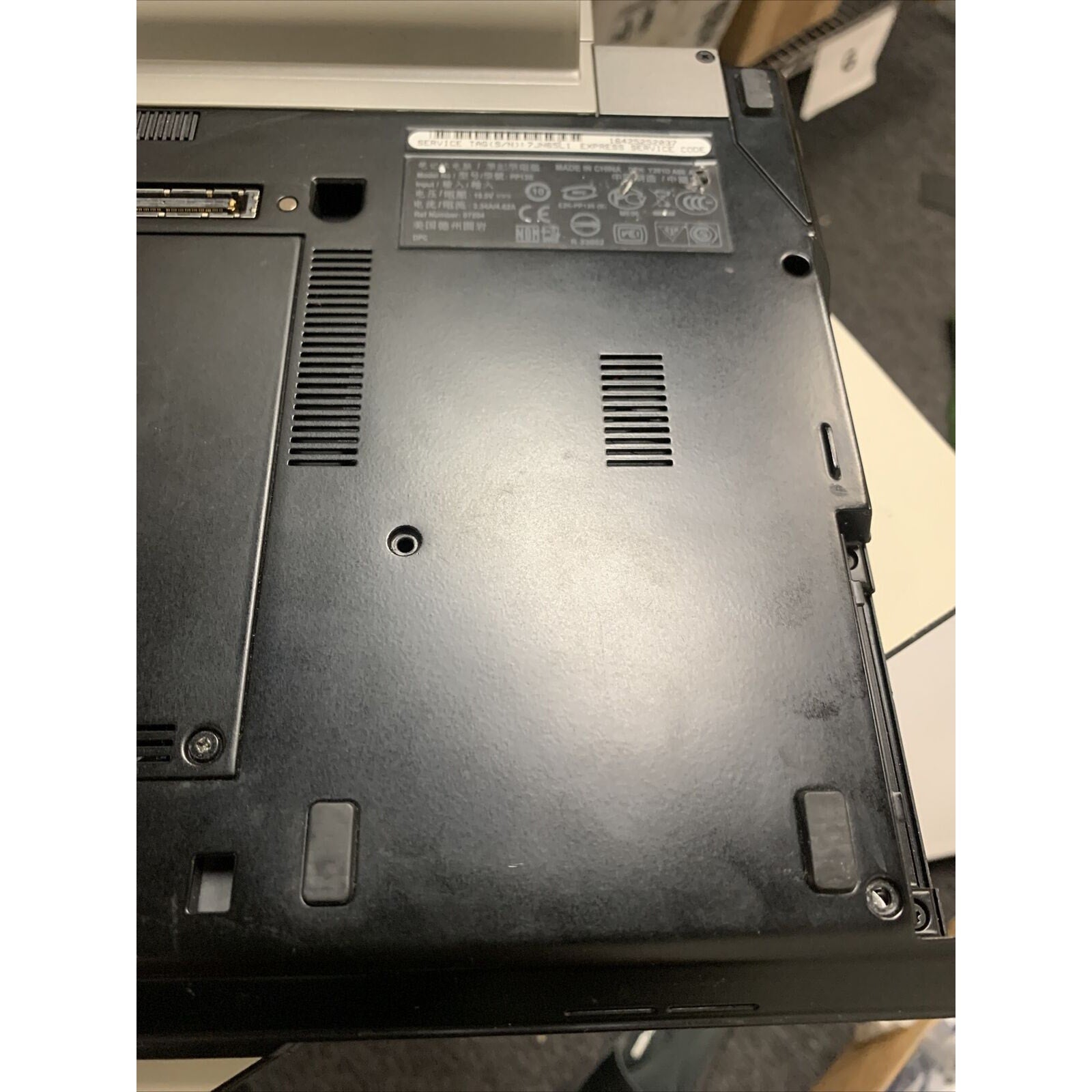 Dell Latitude E4300 Intel Core 2 Duo P9600 4GB RAM - No HDD/OS, No Power Adapter