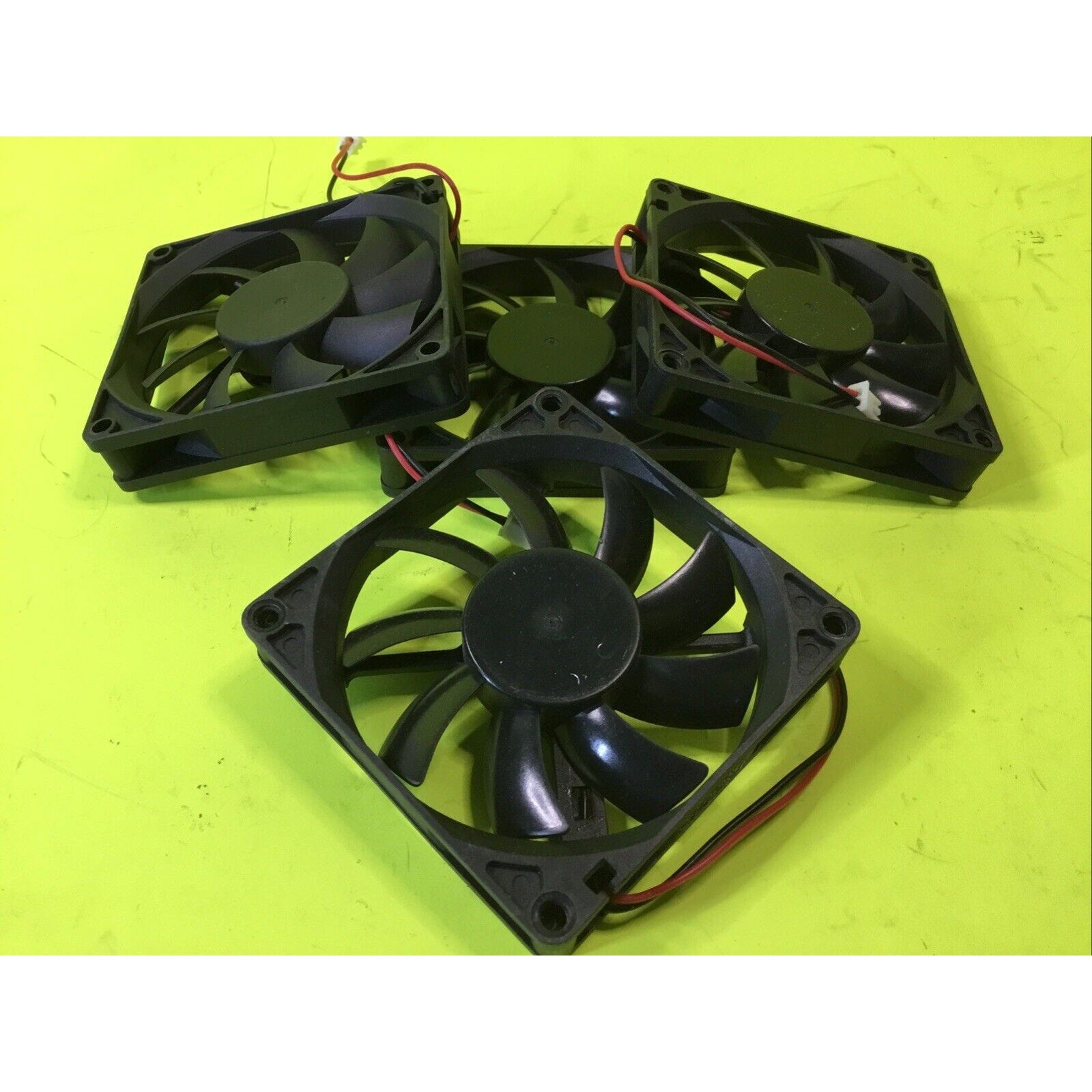 Lot of 4x DC BRUSHLESS FANS PY-8015M12S