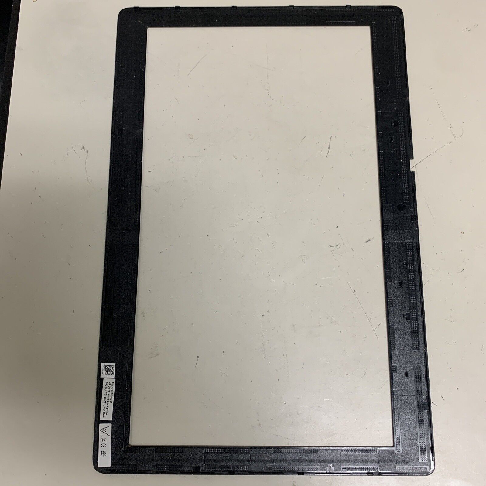 Dell Latitude 14" LCD Screen Front Trim Bezel Frame AP0FD000C00 DMNFM 0DMNFM