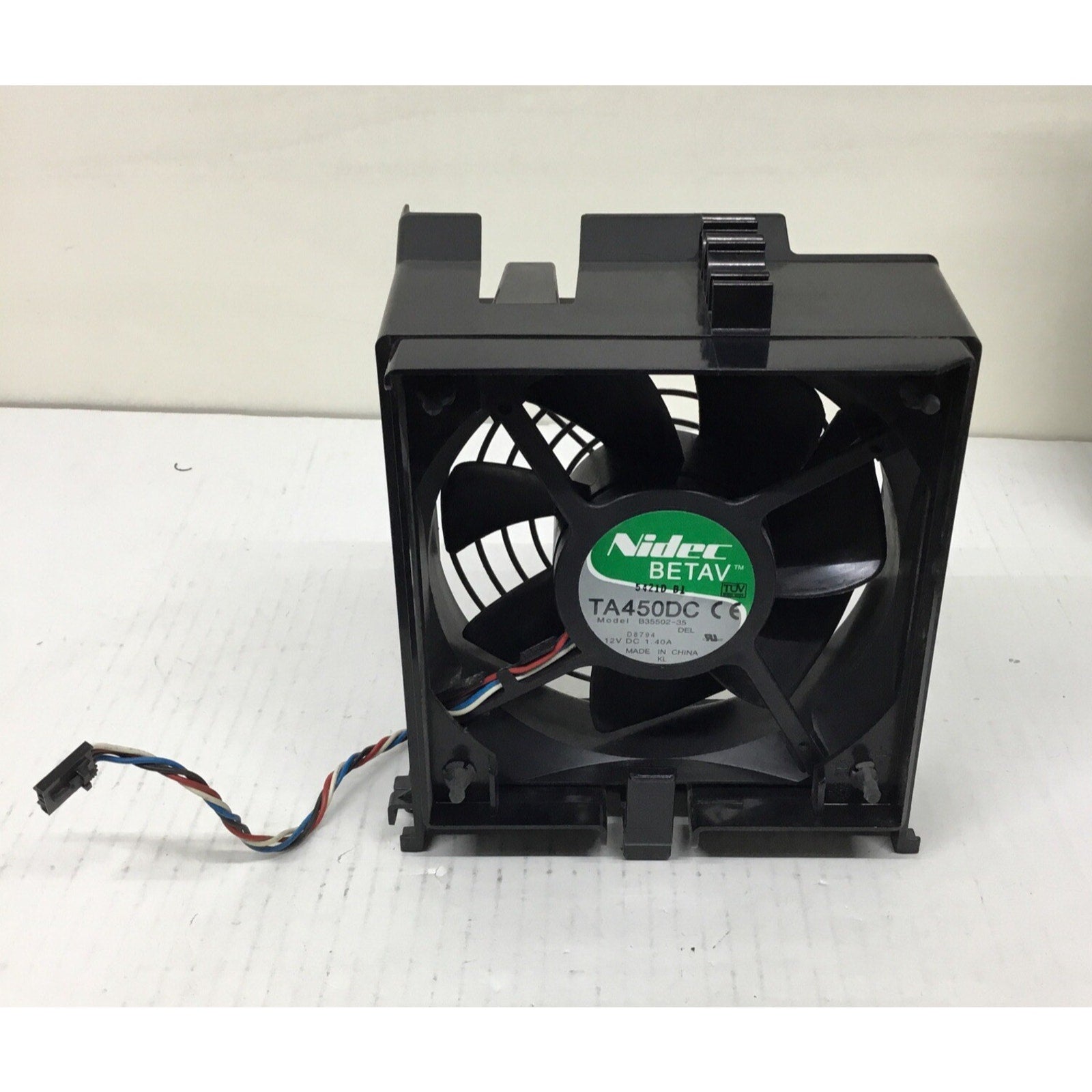 Dell 12 V Case Fan and Shroud P8192 0P8192 AFC1212DE D8794