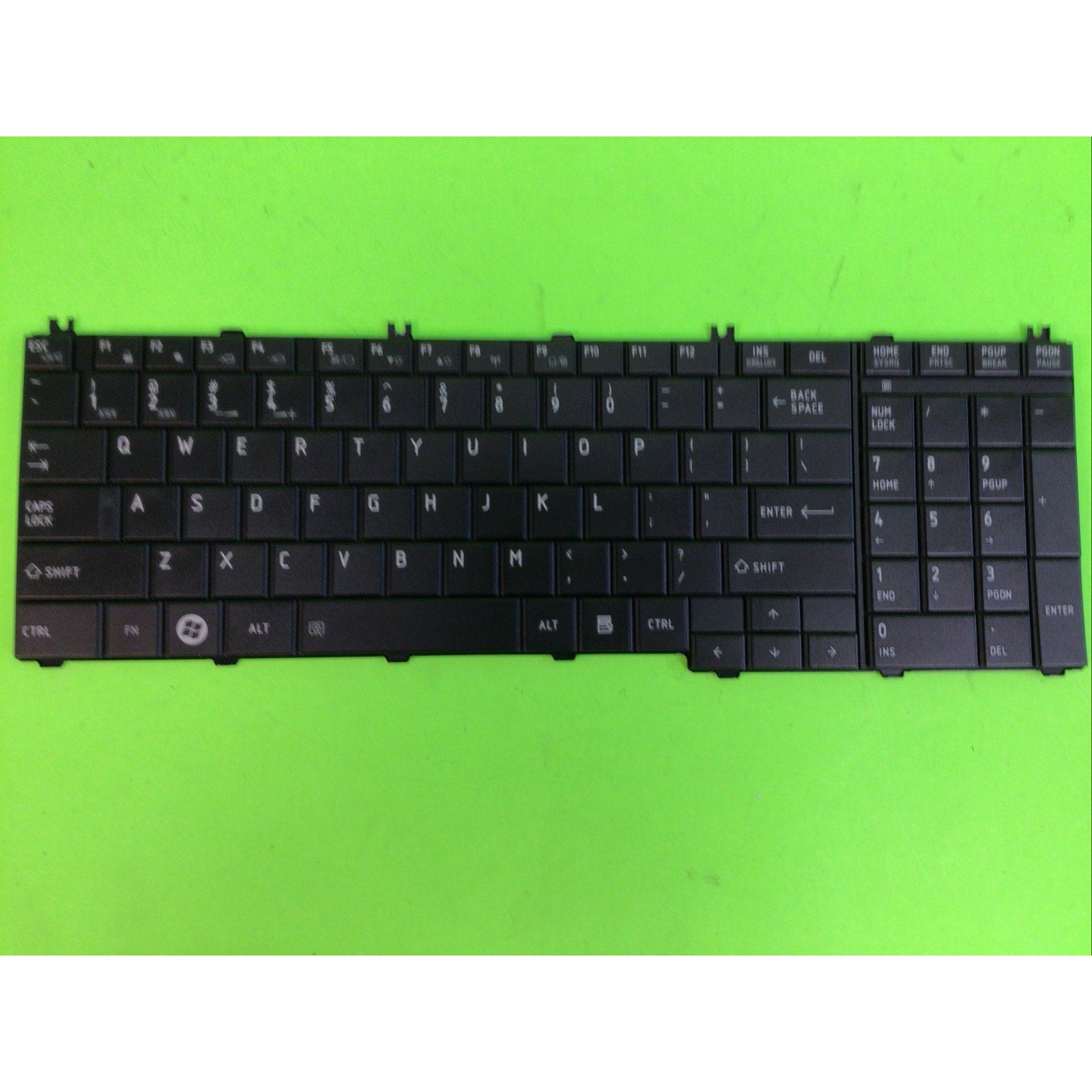 Toshiba Satellite L655-S5145 Keyboard 09N13US-920