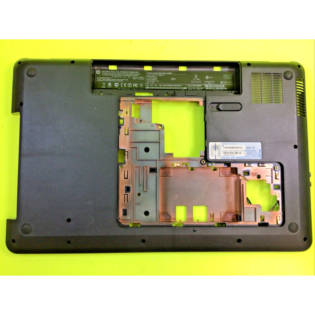 HP Pavilion G7-1255dx Bottom Housing Cover 646498-001