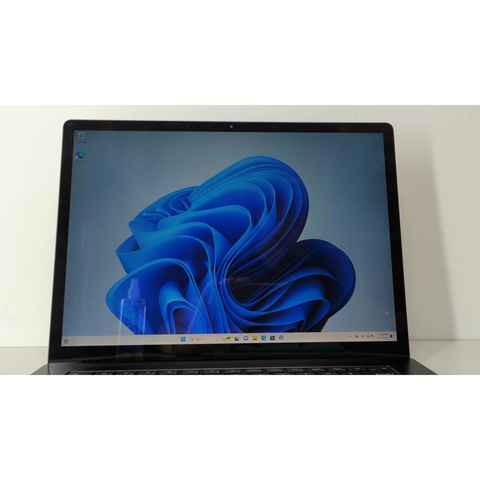 Microsoft Surface Laptop 5 15" - i7-1265U, 16GB RAM, 256GB SSD - Model 1979