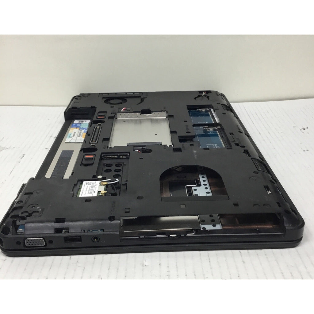 Dell Latitude E5540 15" Laptop Intel Core i3 For Parts READ DESC