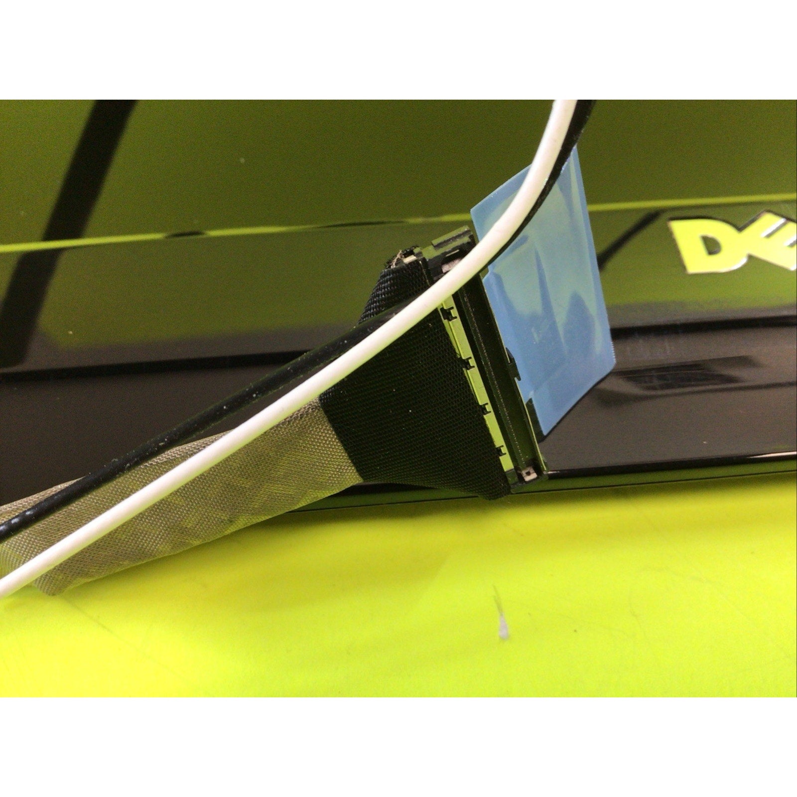 Dell Inspiron 1750 LCD Assembly