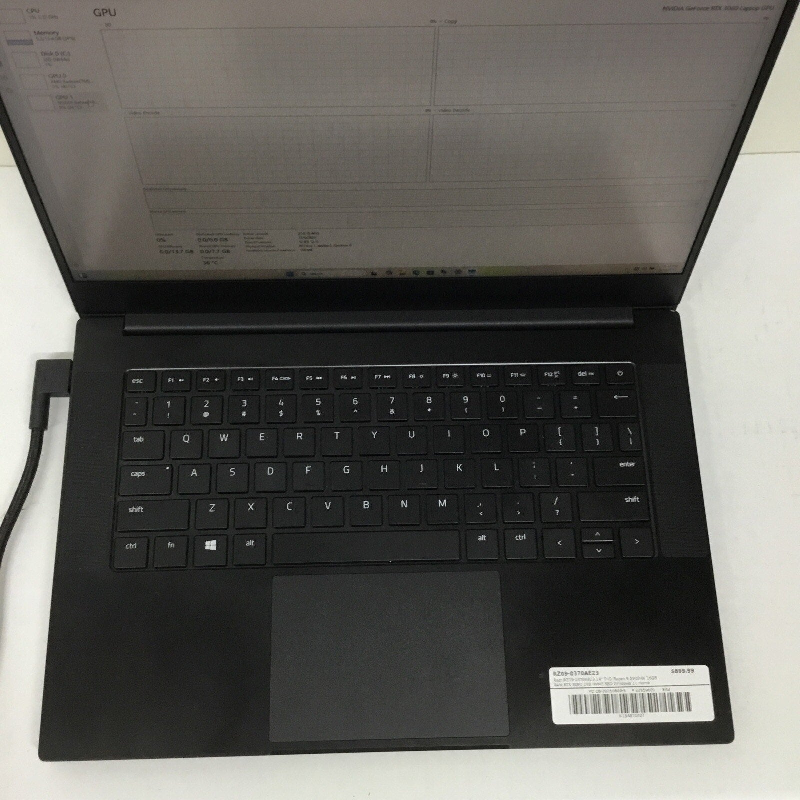 RZ09-0370AE23 Razer Blade 14 RTX 3060 Ryzen 5900HX 144hz Gaming Laptop