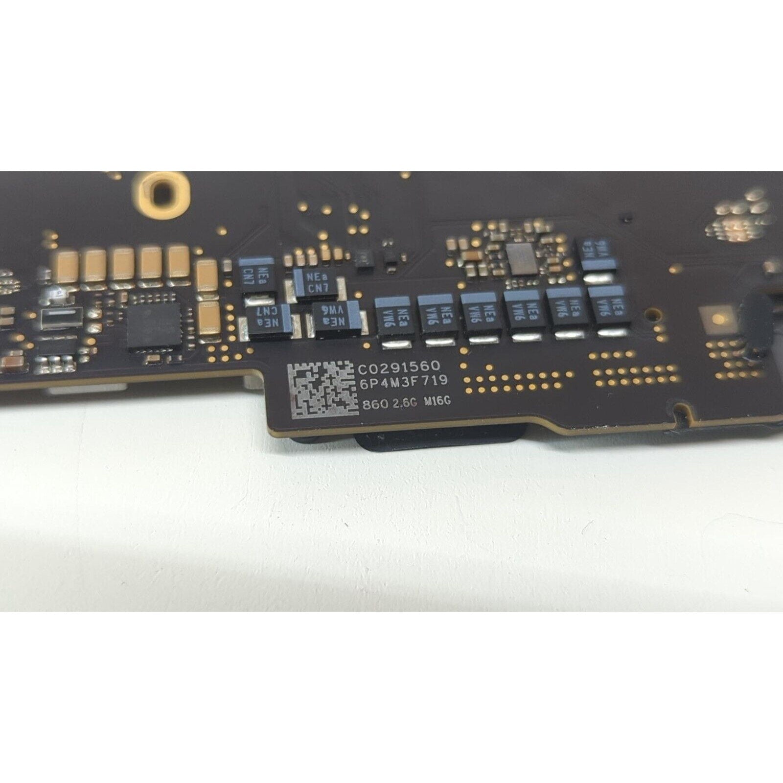 FOR PARTS - Apple MacBook Pro A1990 EMC 3359 Motherboard (820-01814-01)