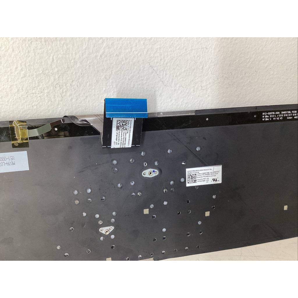 ASUS Keyboard 0KNB0-563DUS00 AEXKJU01020 - For Parts