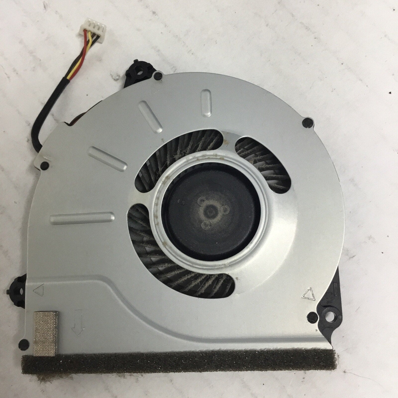 SUNON CPU Cooling Fan MAGLEV EG75080S2-C011-S9A. DC5V- 2.25W Used Untested