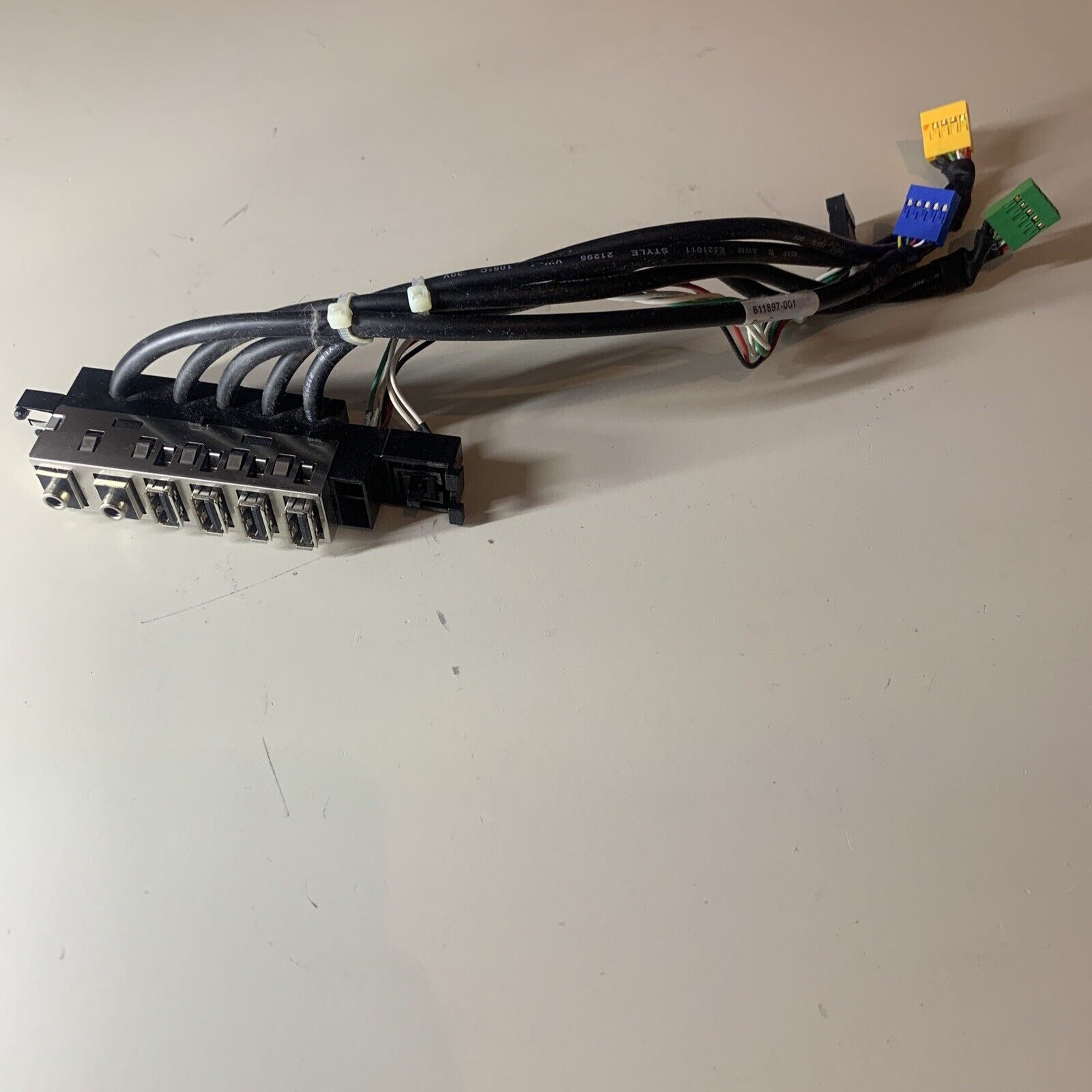 HP 611897-001 Computer Power Button USB Audio Assembly w/ Cables