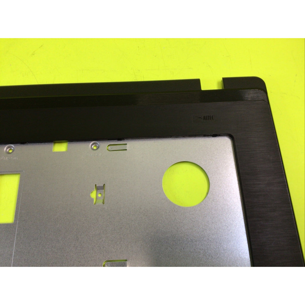 ASUS X75A Series Palmrest Touch Pad Assembly