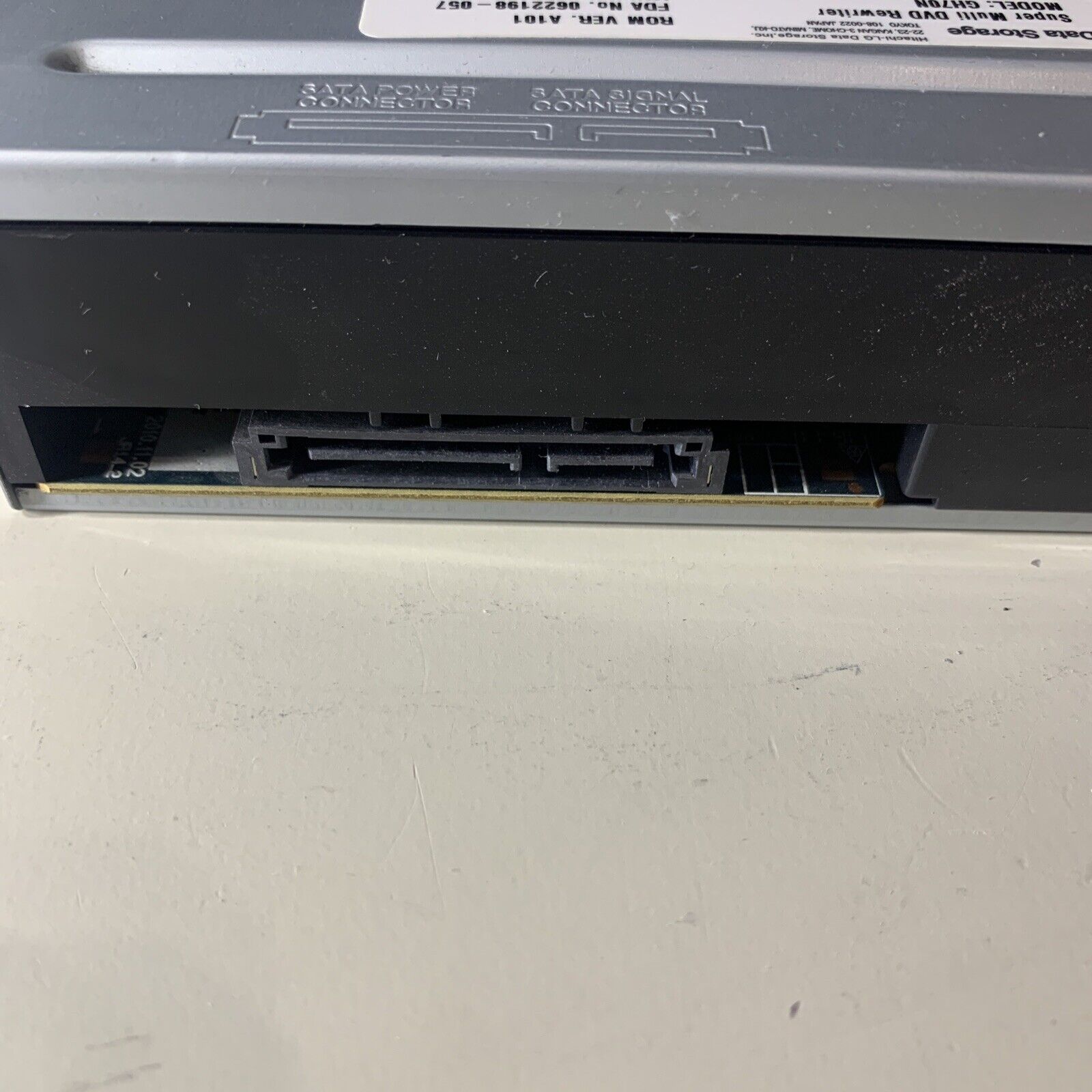 HL GH70N Desktop Super Multi DVD Rewriter SATA DVDRW CDRW Drive Dell P/N: 0RT0TH