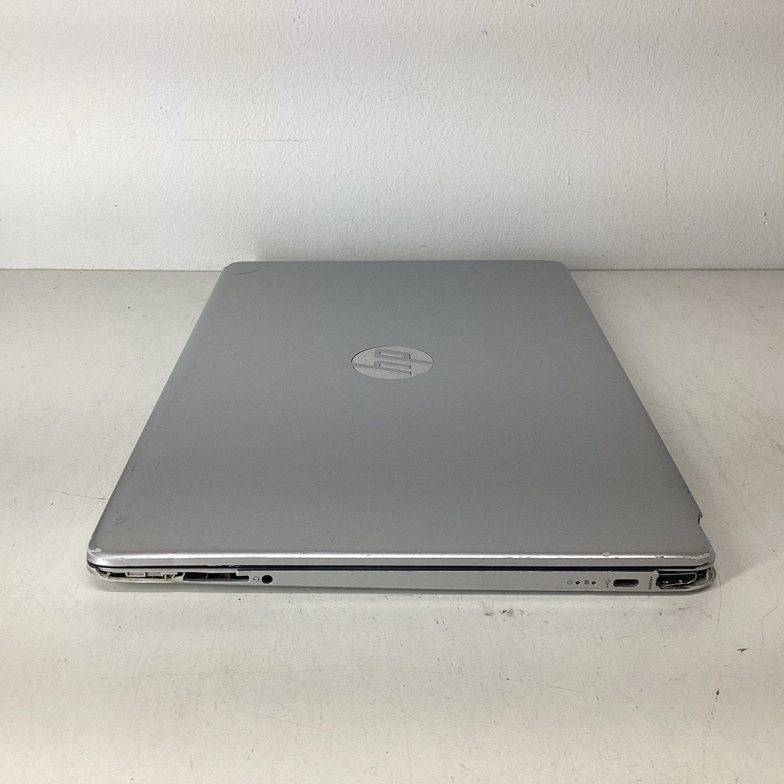 HP 15-EF0875MS 15.6" Laptop AMD Ryzen 7 No RAM or HDD - For Parts