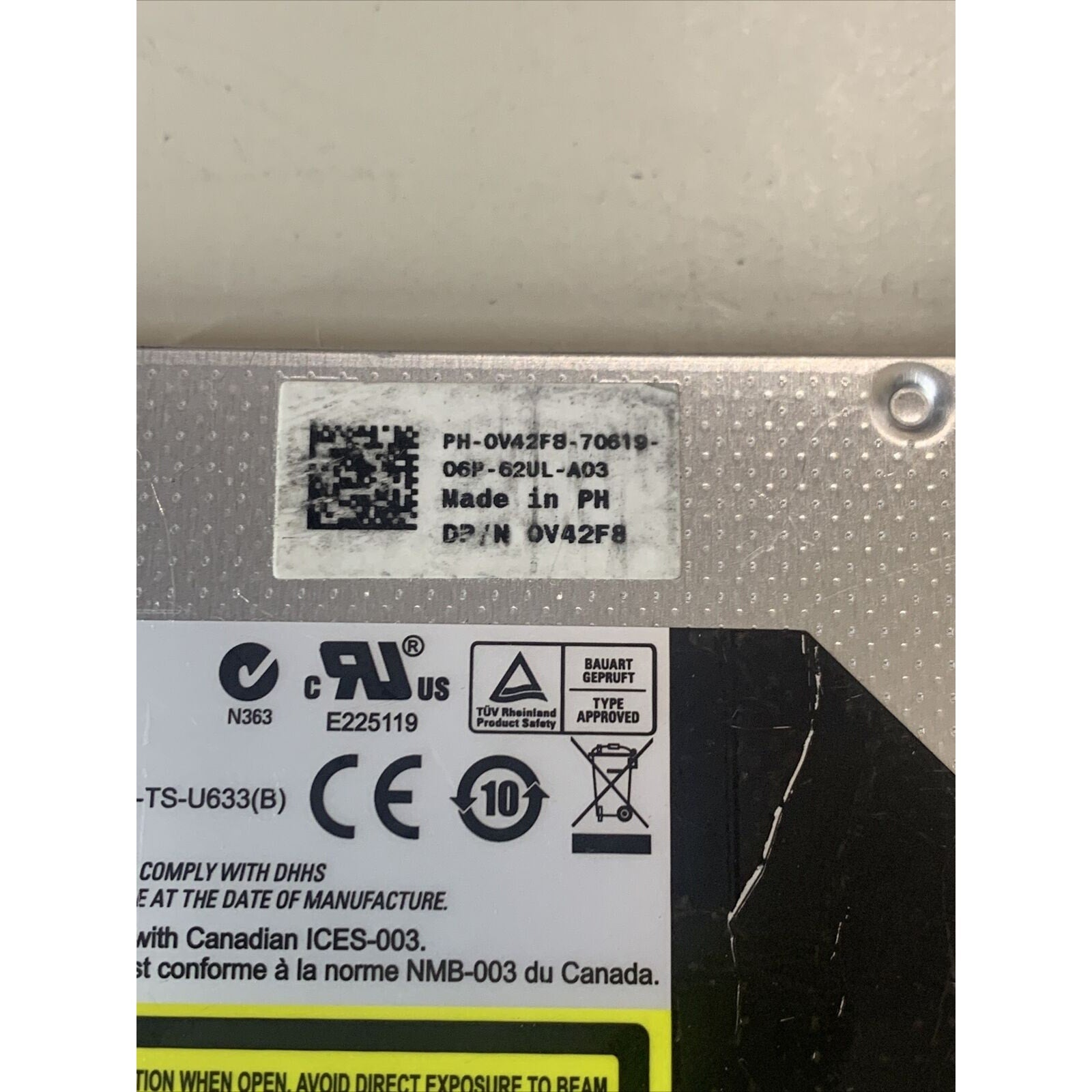 Dell SATA Laptop DVD/CD/Rewritable Drive w/Bezel TS-U633 GU10N V42F8 RJ7HH YP311