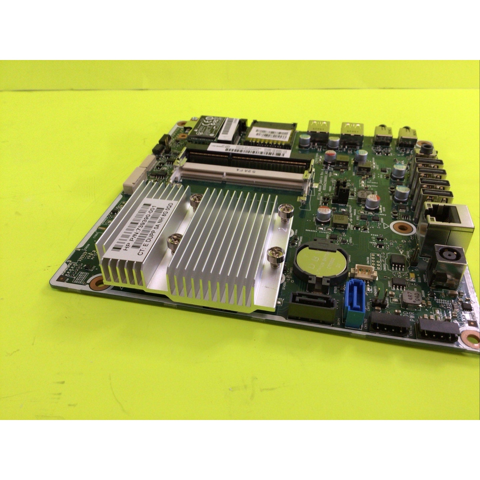 HP AIO 23-0g10 Motherboard - AMD E2-3800 1.3Ghz 730939-001