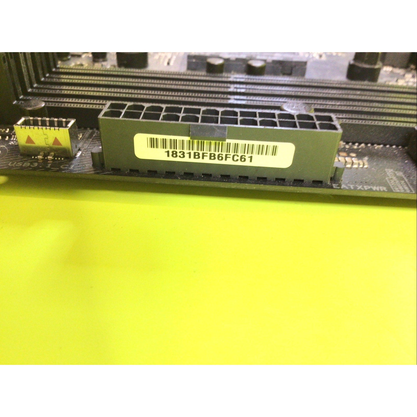 Asus ROG STRIX X370-F GAMING AM4 ATX Motherboard FOR PARTS or REPAIR