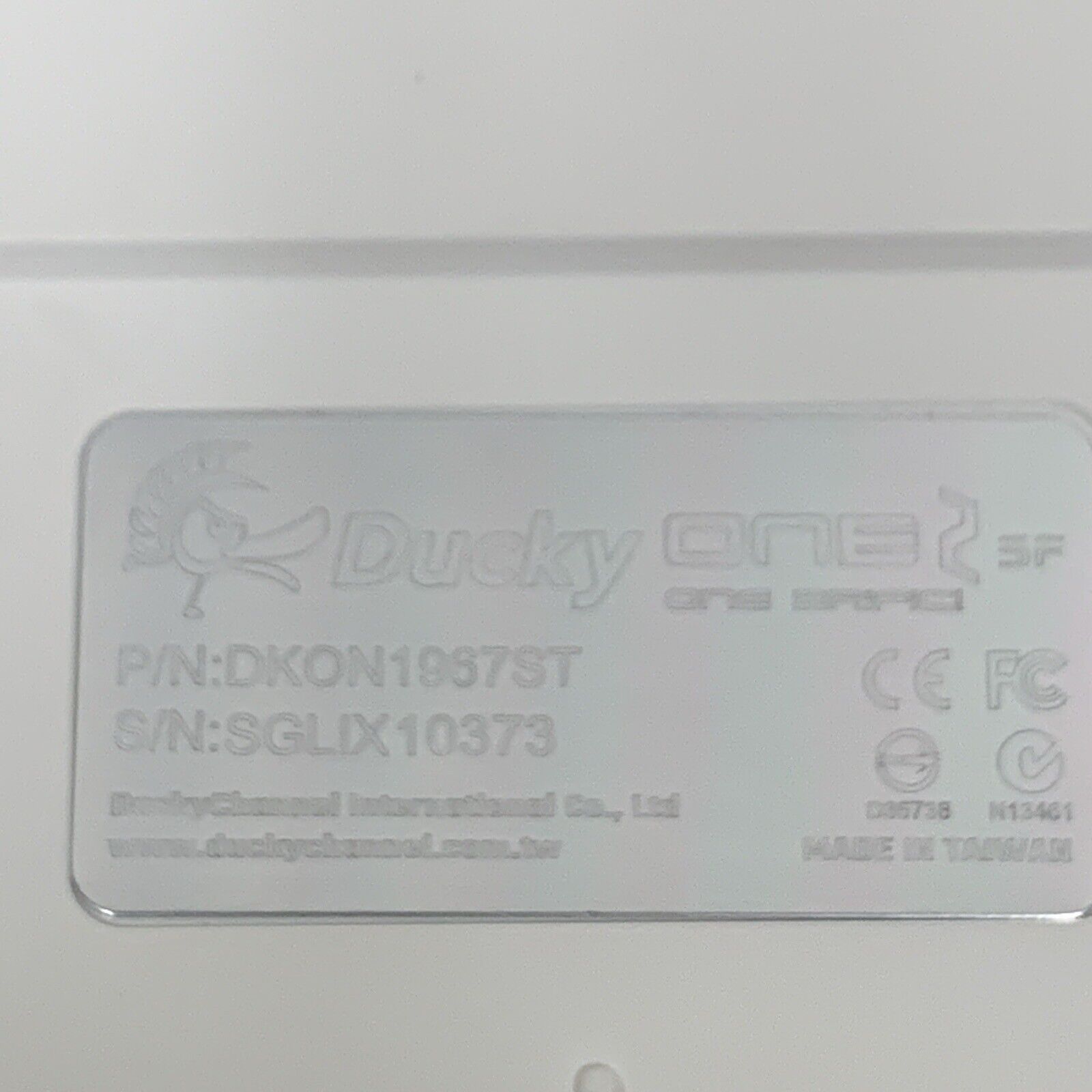 Ducky One 2 SF USB DKON1967ST Keyboard With Replacement Key Caps