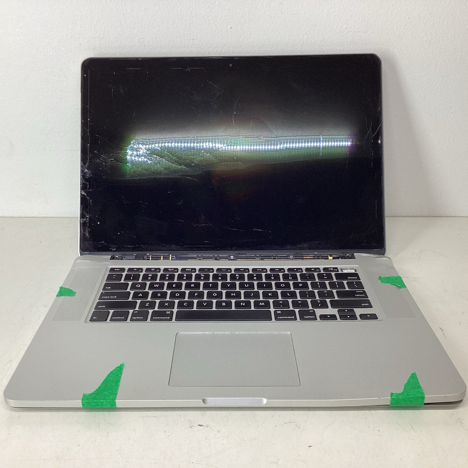 Apple MacBook Pro A1398 15" Intel Core i7 - For Parts
