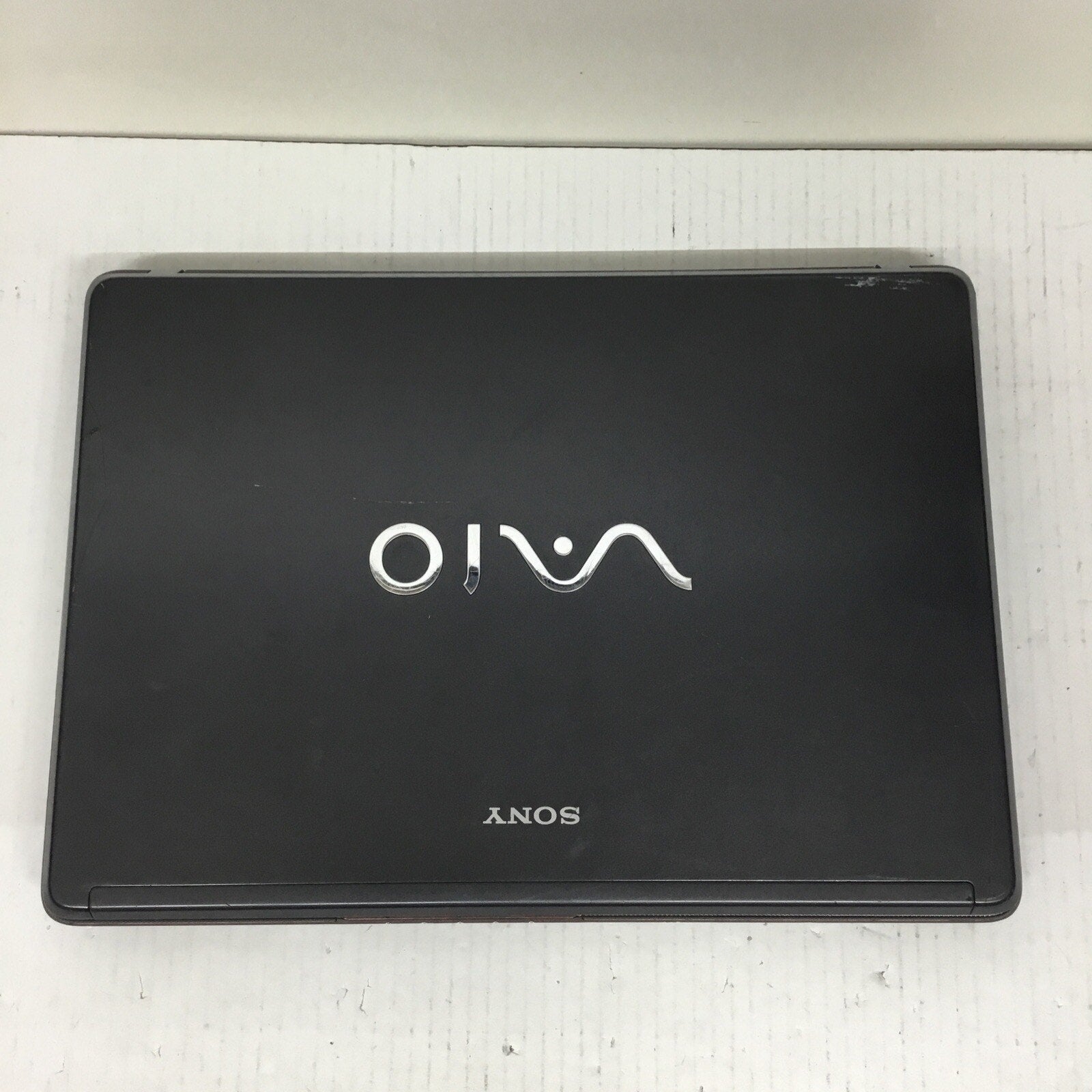 SONY VAIO PCG-6R3L Centrino Duo / No Adapter/ No HDD / Bad Batt / Doesn't power