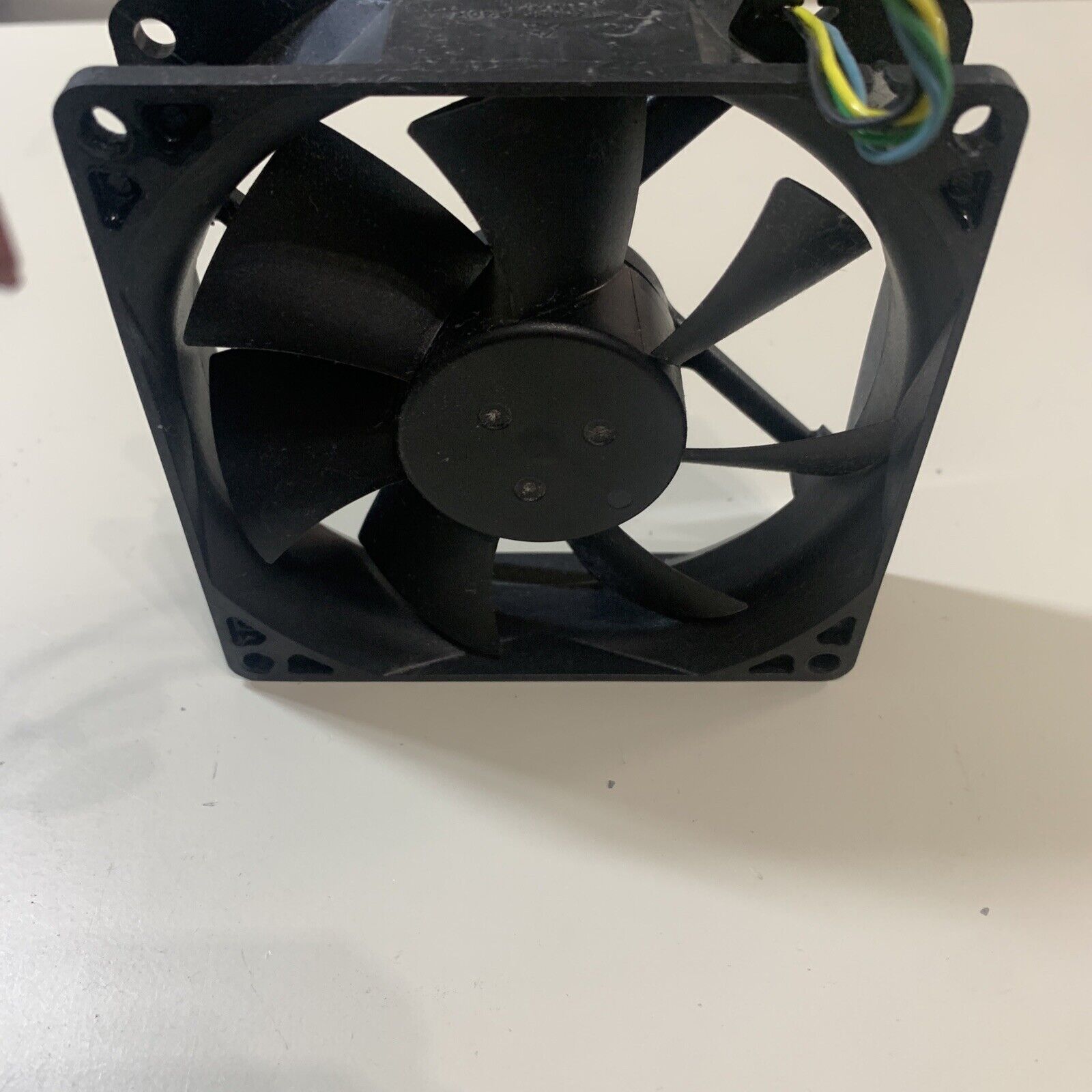 1pcs Foxconn PVA092G12H DC12V 0.40A 9025 PWM large air volume fan 4pin