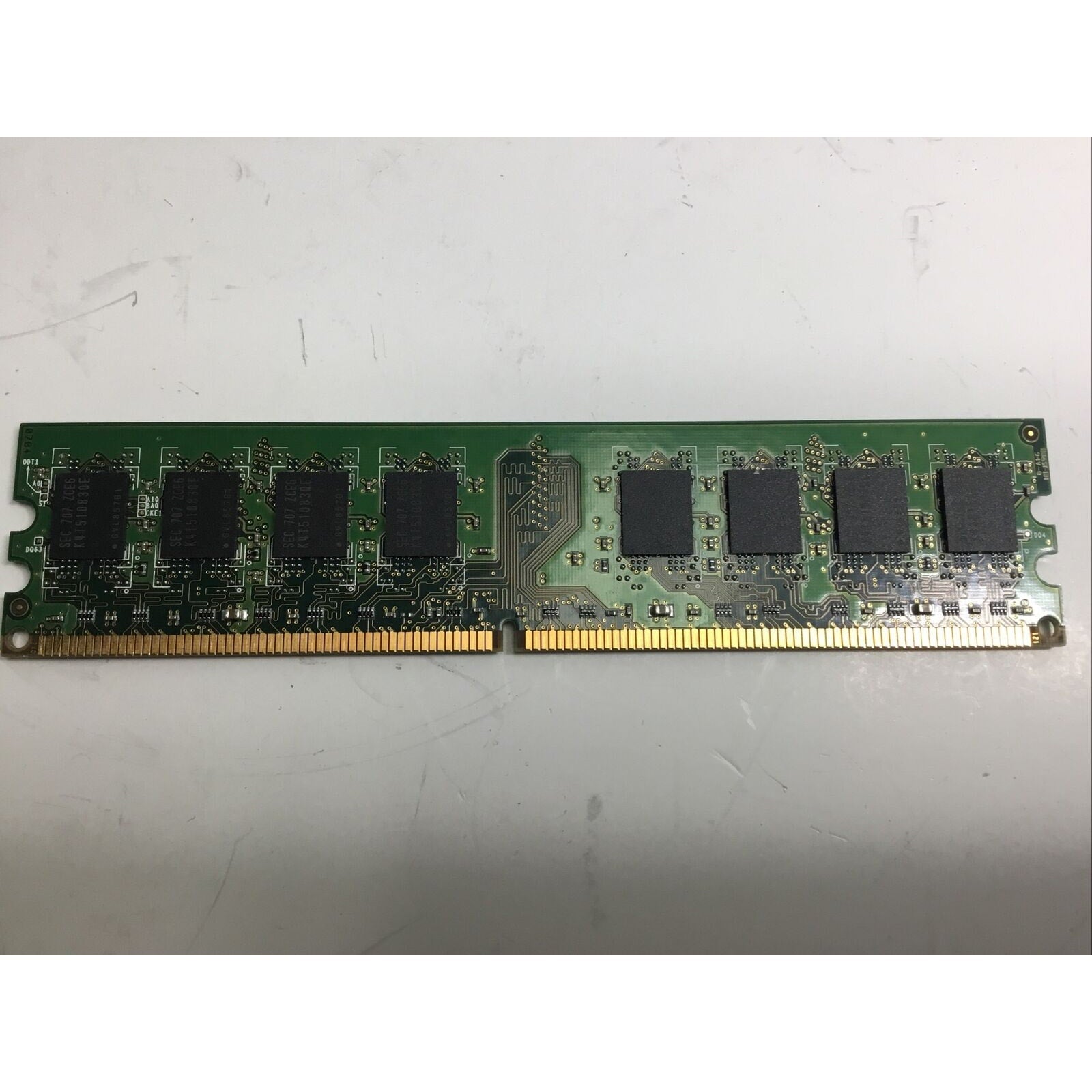 1GB Samsung DDR2-667 RAM PC2-5300U 2Rx8 M378T2953EZ3-CE6