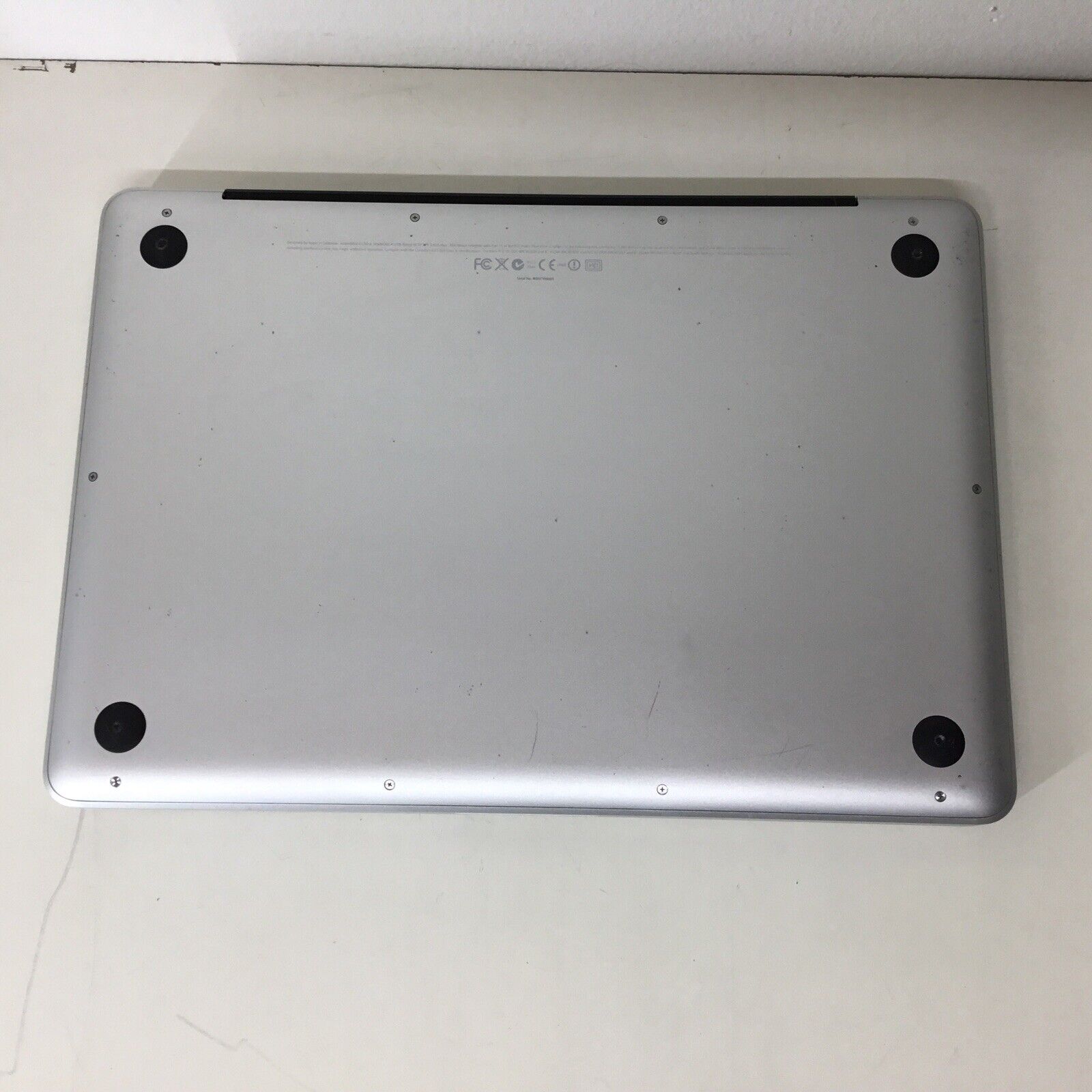 Apple MacBook Pro 13" Mid 2009 Core 2 Duo 2.26GHz 160GB HDD 2GB DDR3 - For Parts