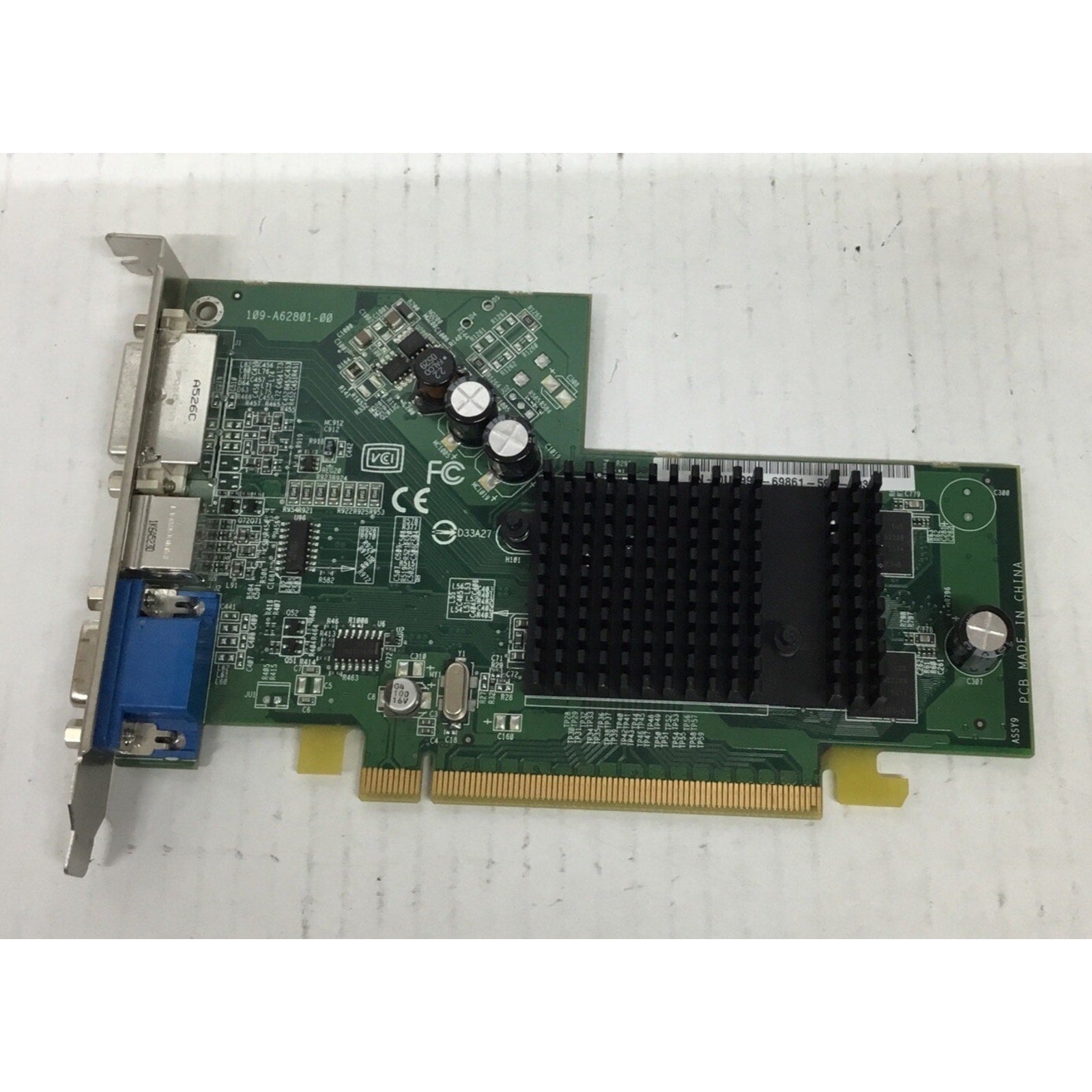 Dell 128MB X300 DVI S-Video VGA PCIe Card PCI Adapter - UC996, 0UC996