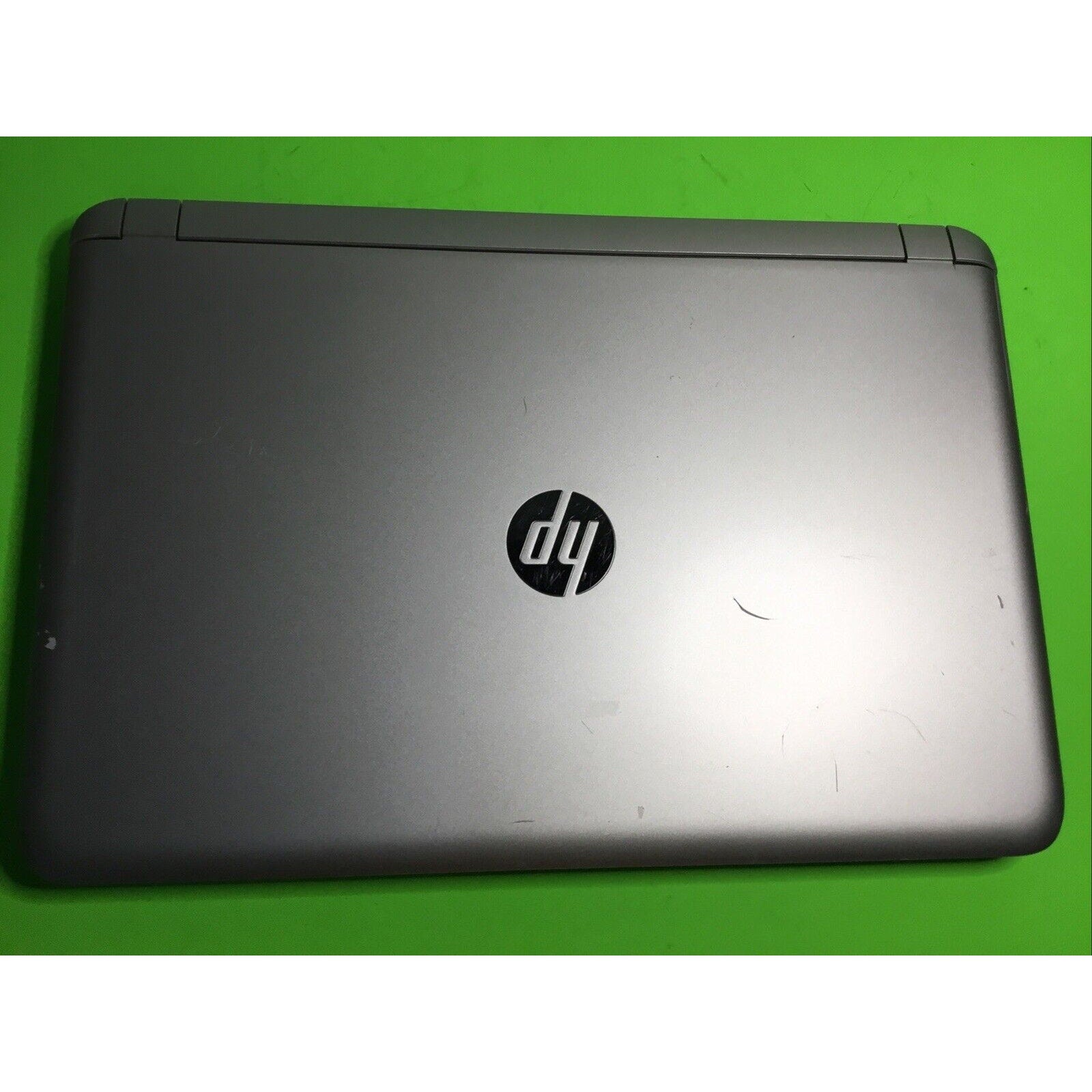 HP Pavilion 15-ab223cl i5 5200U 8GB RAM NO OS NO HDD