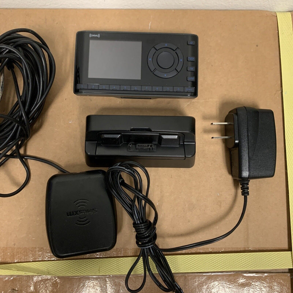 Sirius XM Onyx EZ XEZ1 Radio Receiver + Antenna +Adapter dock + Power Cable