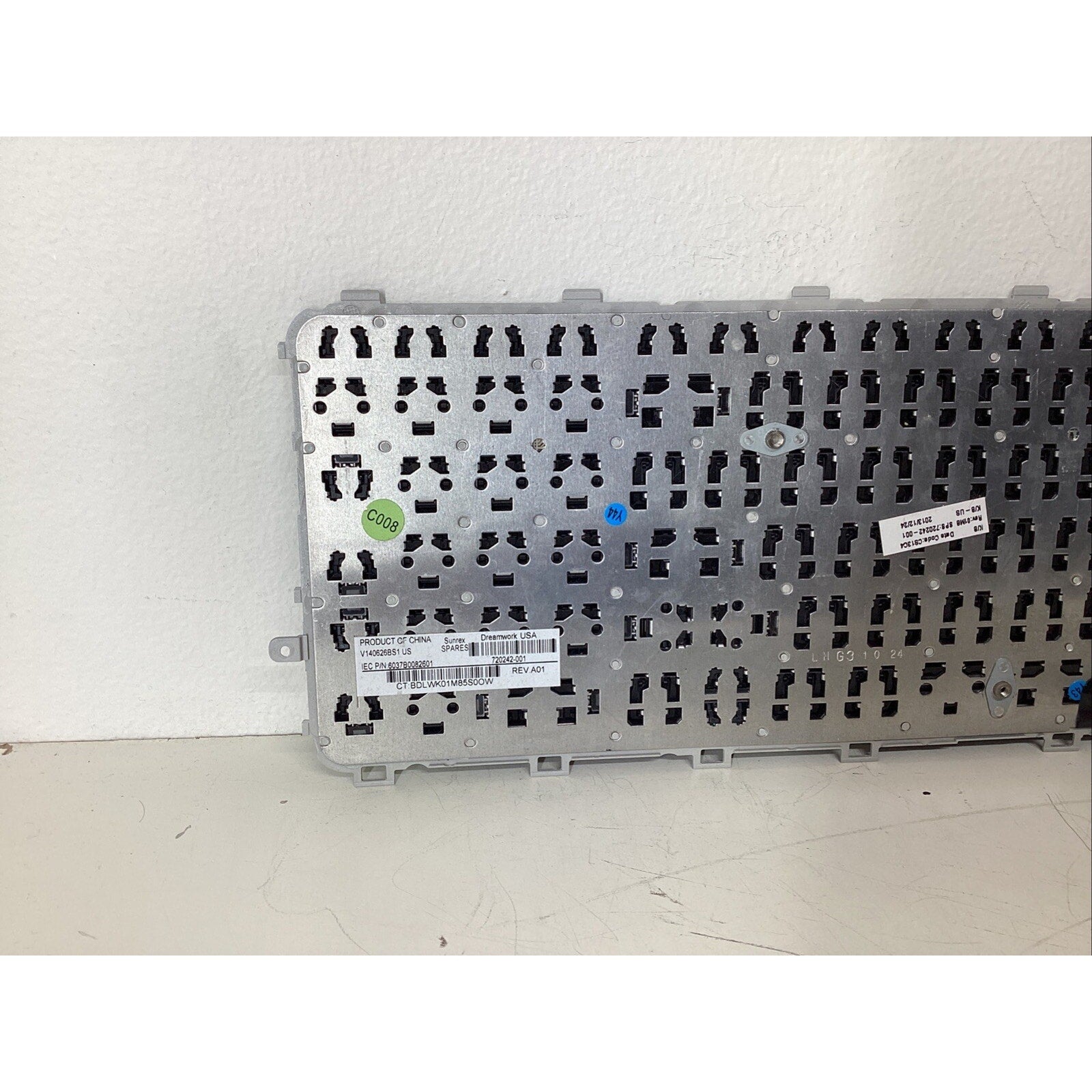 HP Keyboard w/ Silver Frame - 720242-001 REV.A01