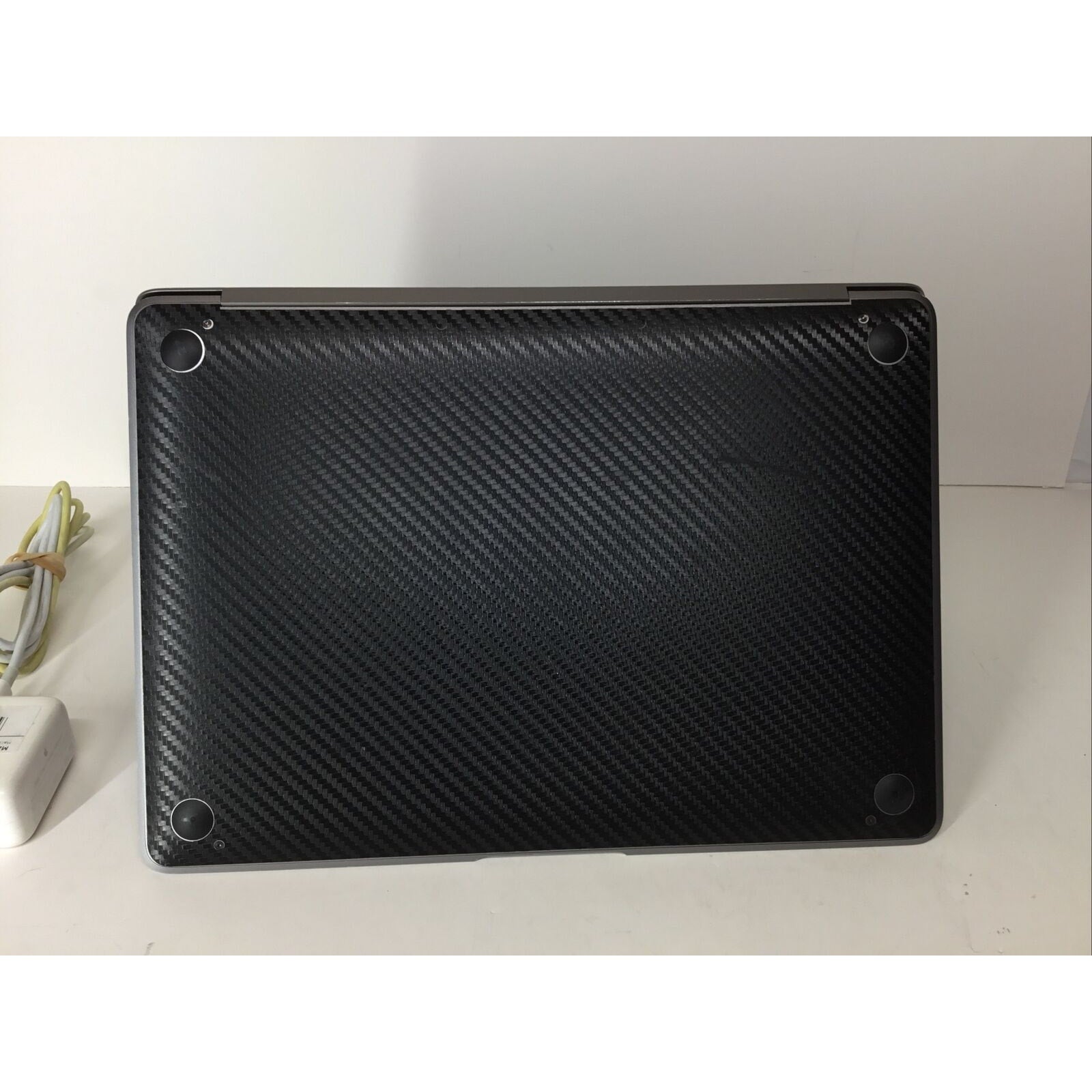 Apple MacBook 2017 12” Intel Core i5 ‎1.3GHz 8GB RAM 512GB SSD