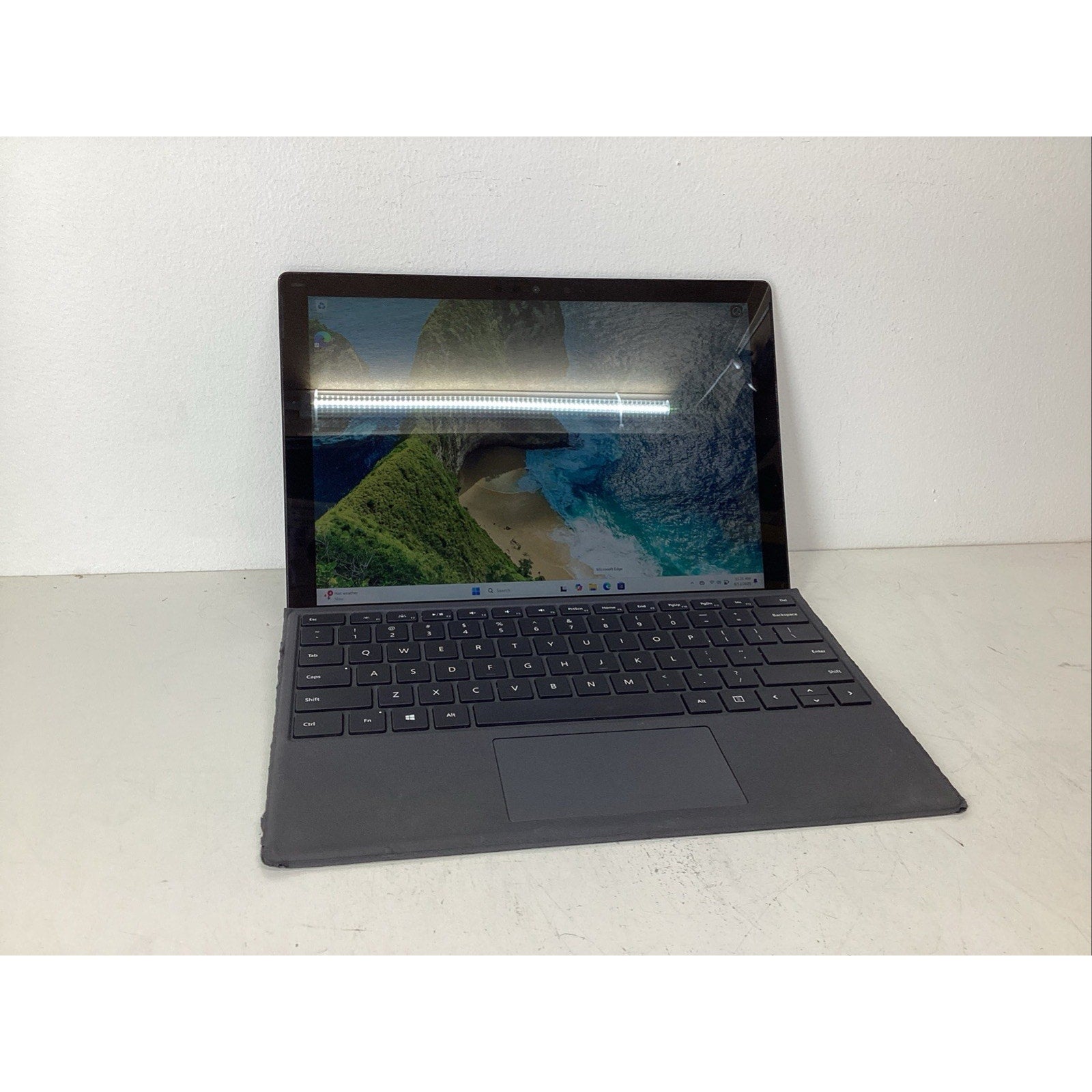 Microsoft Surface Pro 7 1866 12.3" Intel i5-1035G4 8GB RAM 256GB SSD Windows 11