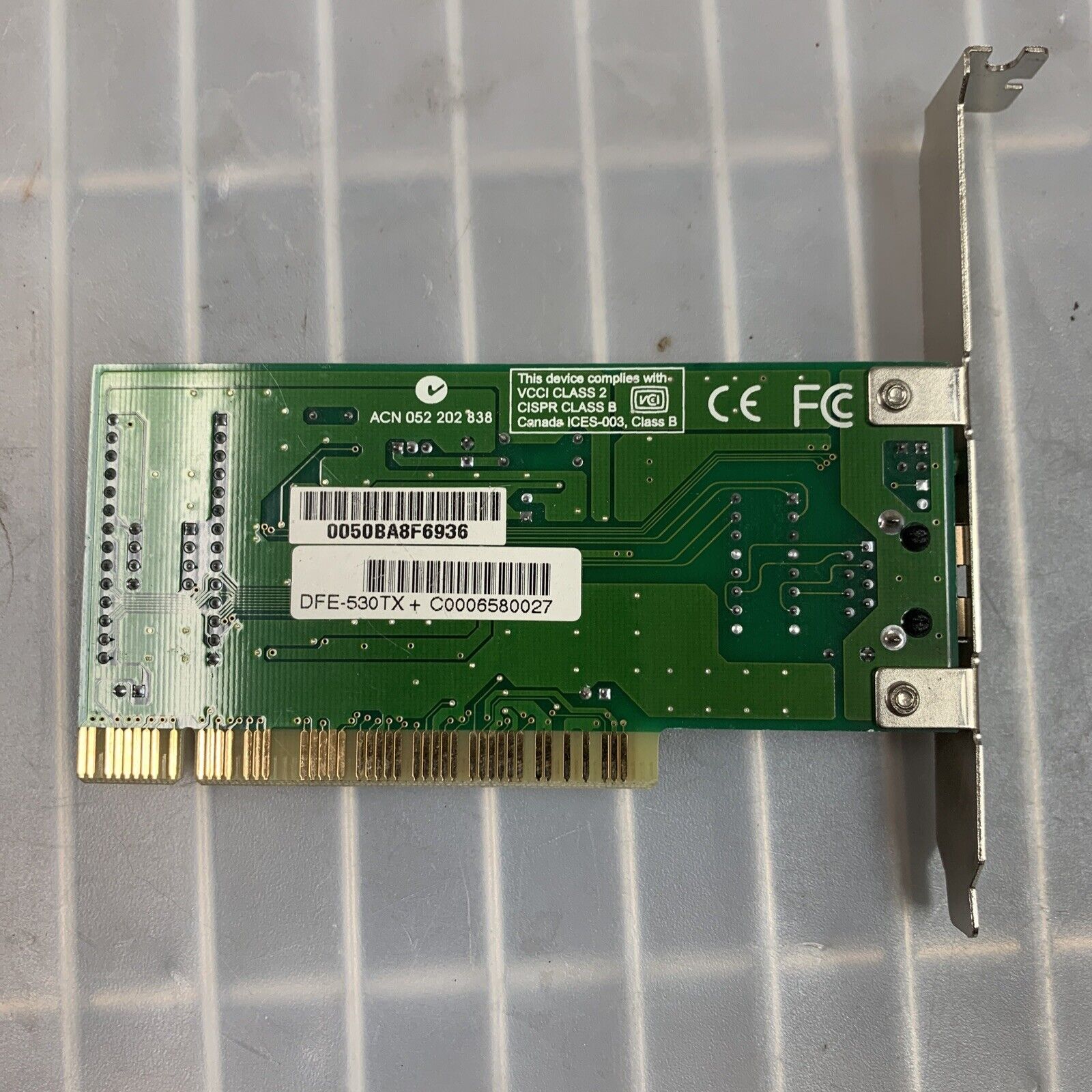 D-Link DFE-530TX+ Fast Ethernet Network Wired Adapter 10/100 PCI Card