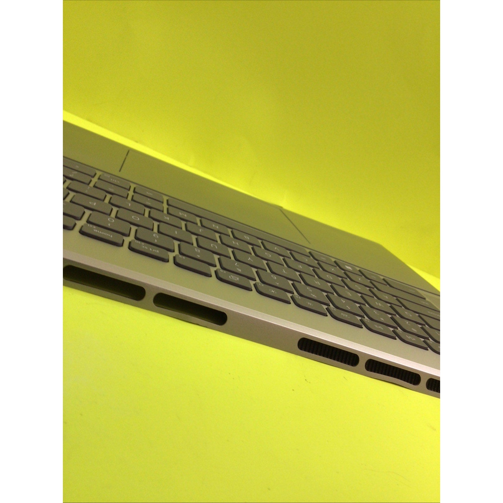 Dell Inspiron 16 7620 Keyboard Touchpad Palmrest Assembly FOR PARTS or REPAIR