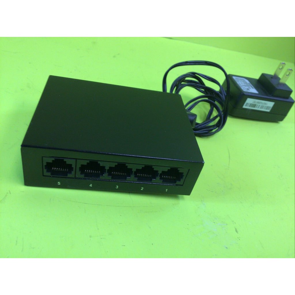 D-Link GO-SW-5GE 5-Port Gigabit Unmanaged Ethernet Switch