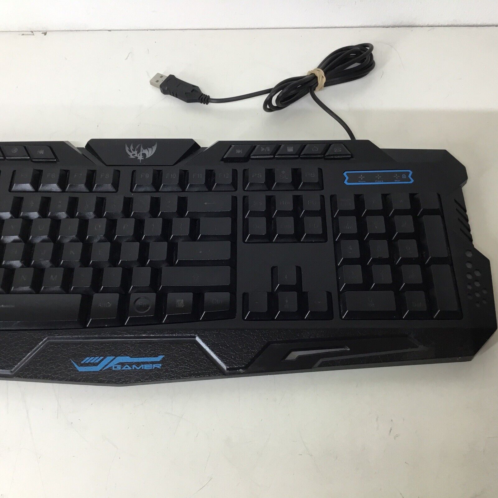 AULA Wired Gaming Keyboard Professional Gamer Be Fire Blue