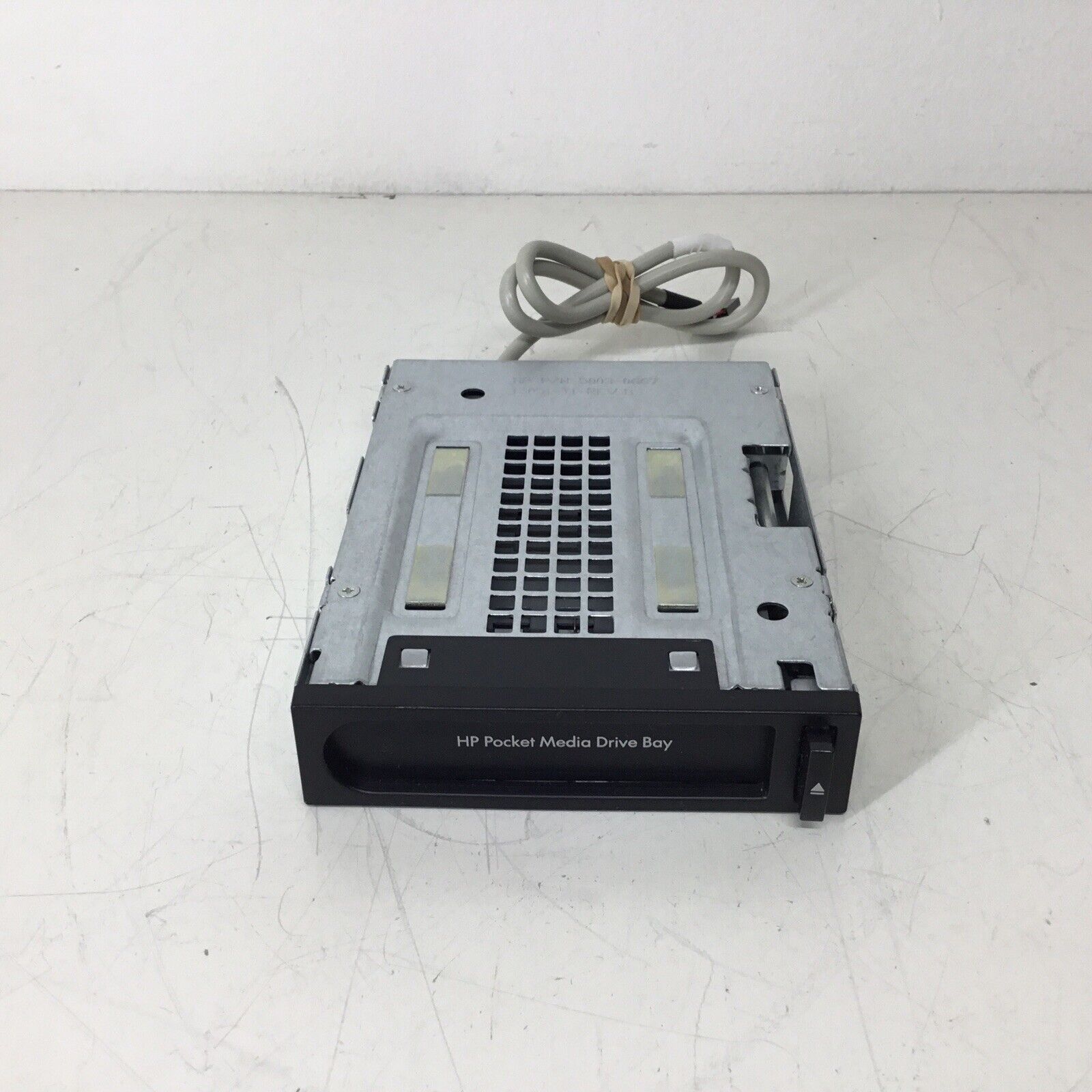 HP Pavilion A6000 Desktop Pocket Media Bay Drive Caddy 5003-0667 w/ Cable