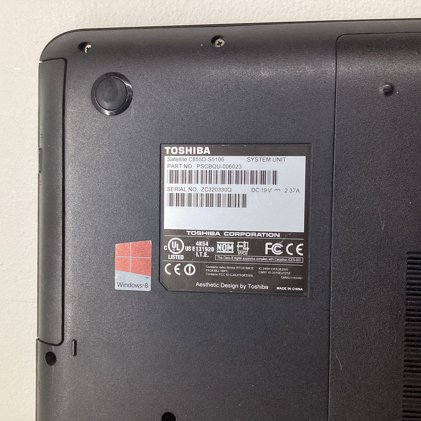 Toshiba Satellite C855D-S5106 15.6" Laptop Vision AMD 4GB RAM No HDD - For Parts